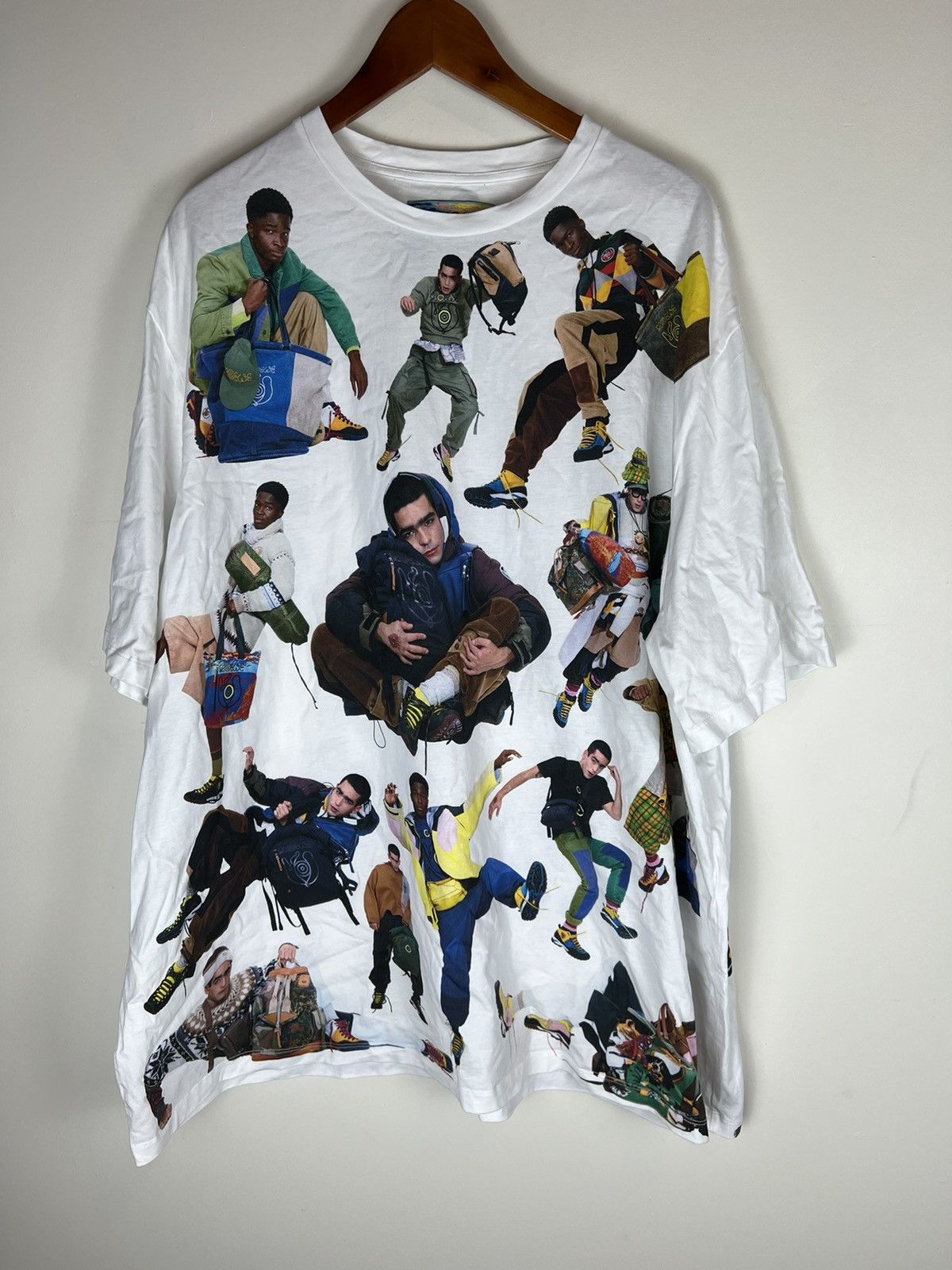 Loewe A Lookbook on an Oversized T-Shirt Size US XXL / EU 58 / 5 - 1 Thumbnail