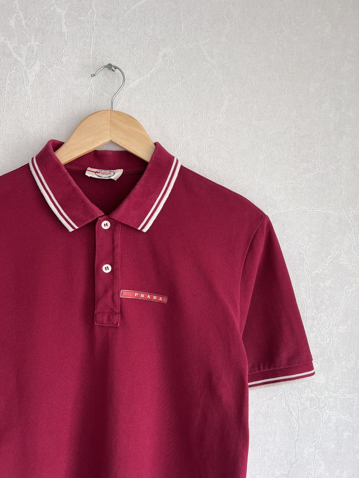 Prada Prada Polo Red Tab T Shirt Size US L / EU 52-54 / 3 - 2 Thumbnail