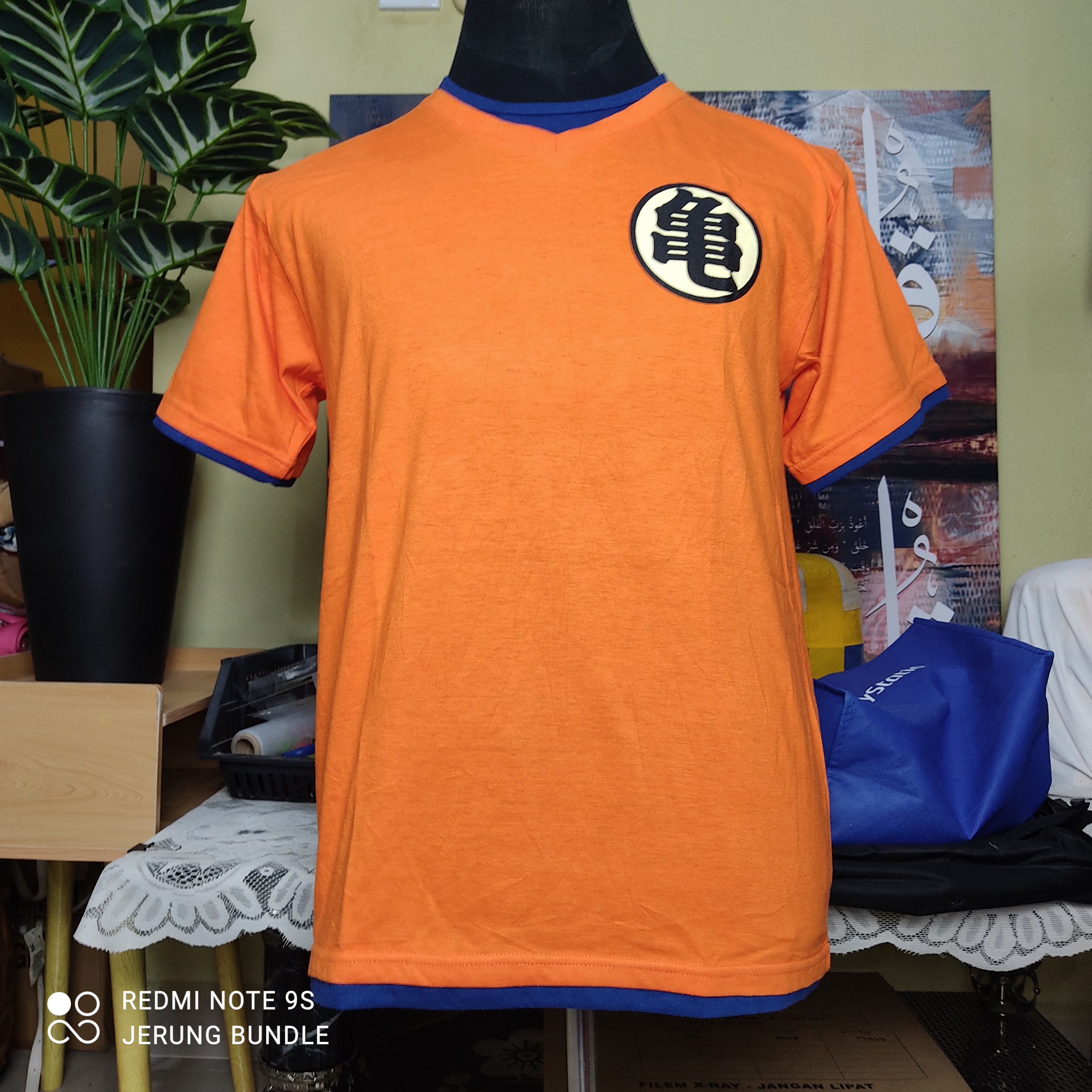 Anime ORIGINAL DRAGON BALL Z GOKU SUPER SAIYAN T-SHIRT Size US L / EU 52-54 / 3 - 1 Thumbnail