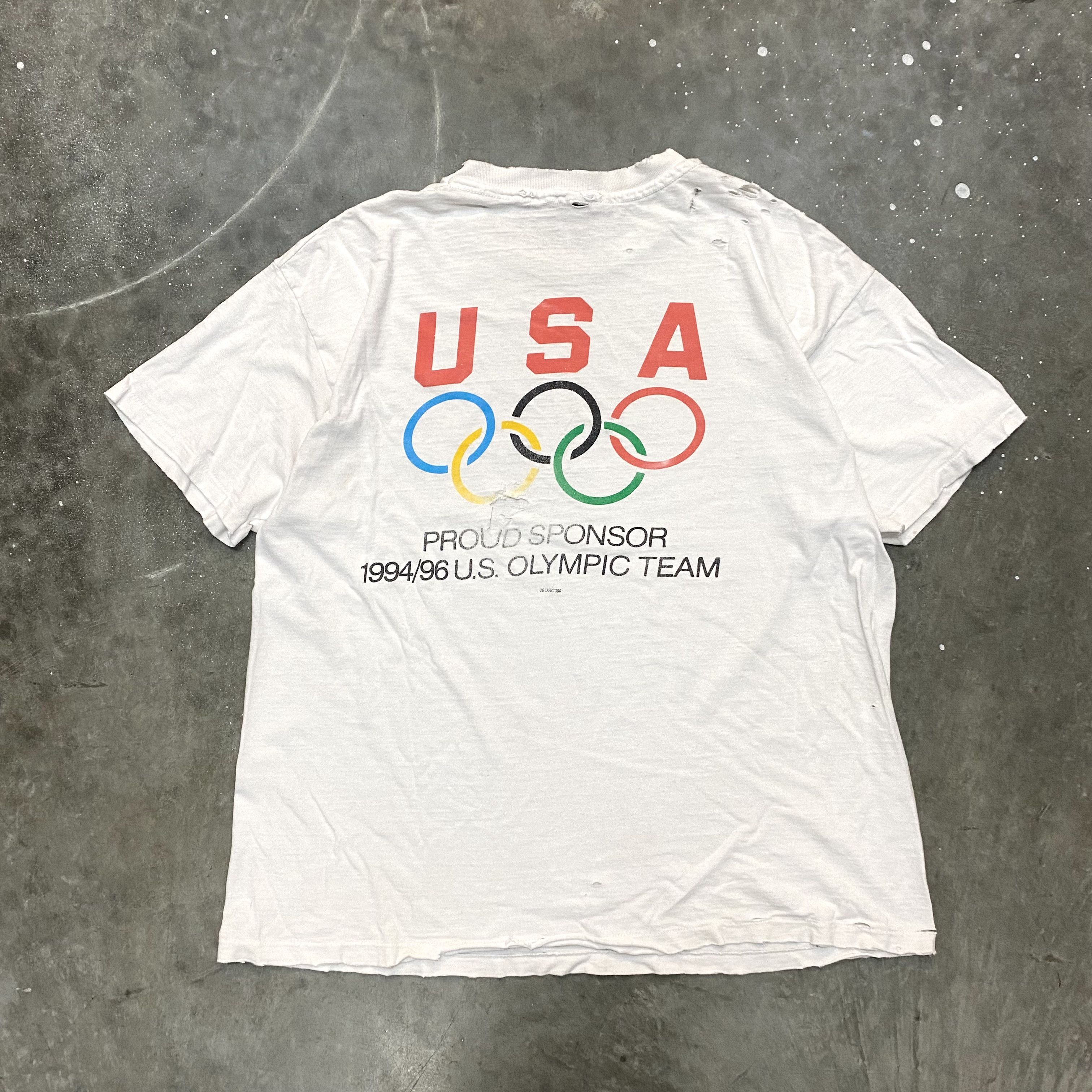 RayBan × USA Olympics × Vintage VTG 90s Thrashed USA Olympics Ray Bans Sponsored T Shirt Size US XL / EU 56 / 4 - 1 Thumbnail