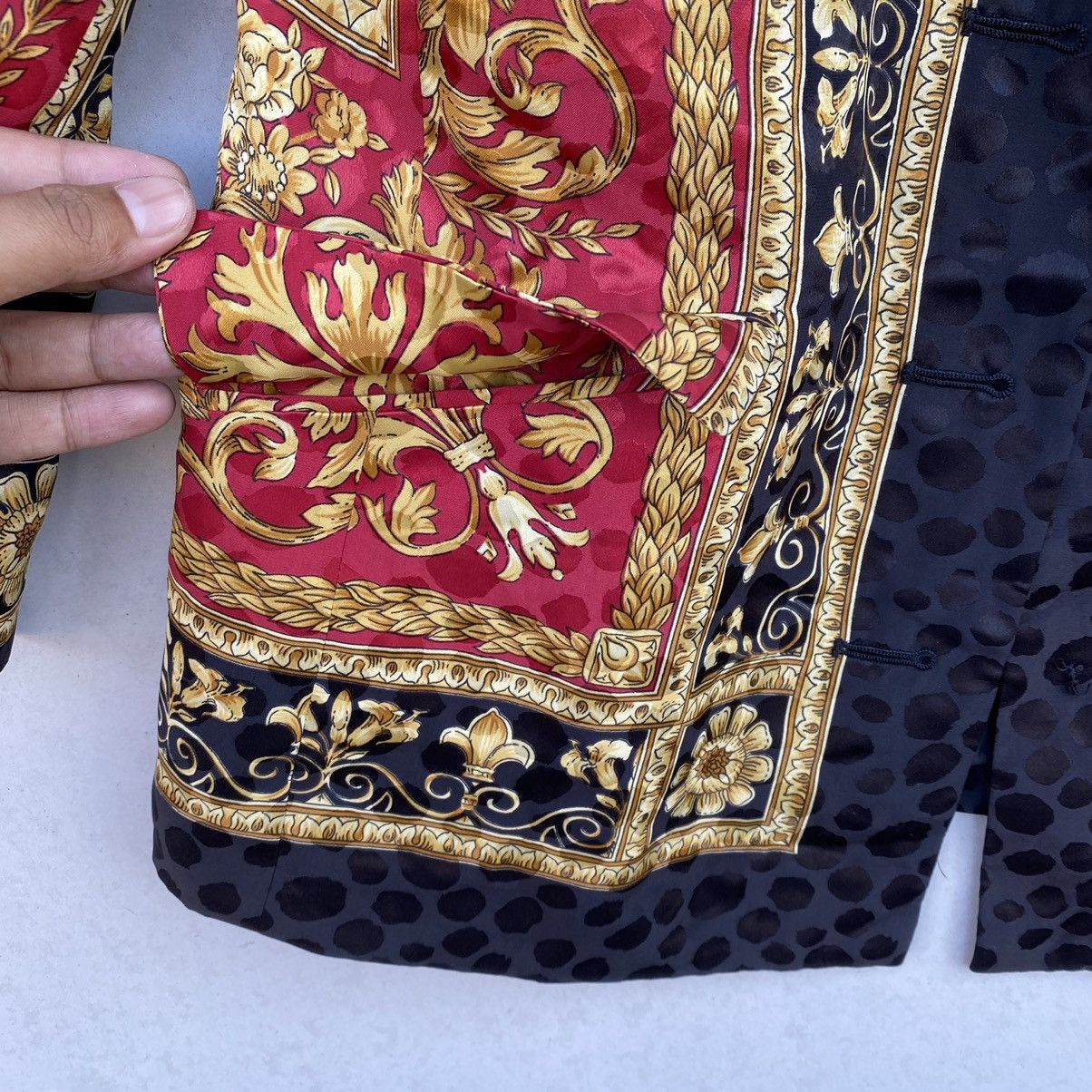 Japanese Brand × Vintage Custom Pullover Formal Coat Luxury Designer Inspire Versace Size US M / EU 48-50 / 2 - 8 Thumbnail