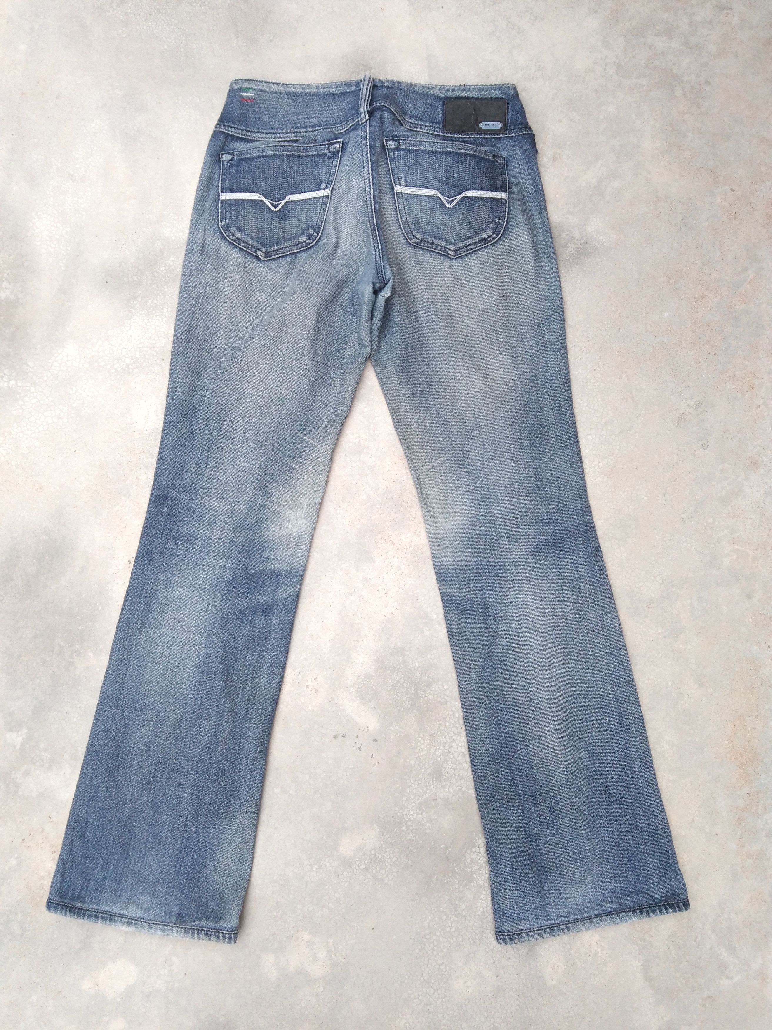 Diesel Vintage Distressed Jeans (S/M)