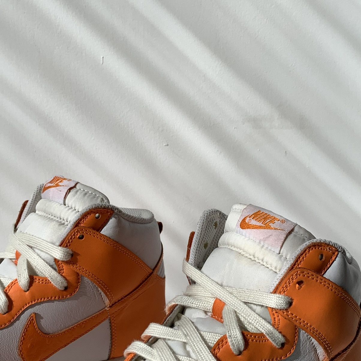 Nike 2010 Nike Dunk High Ostrich Pack Mandarin Orange Size US 8.5 / EU 41-42 - 6 Thumbnail