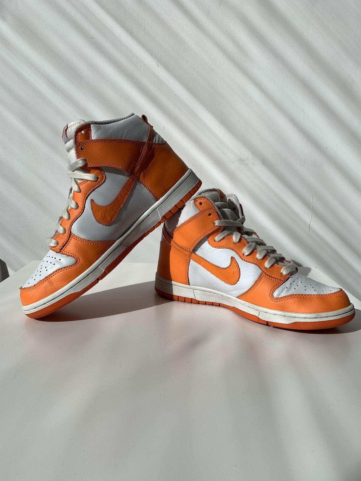 Nike 2010 Nike Dunk High Ostrich Pack Mandarin Orange Size US 8.5 / EU 41-42 - 8 Thumbnail