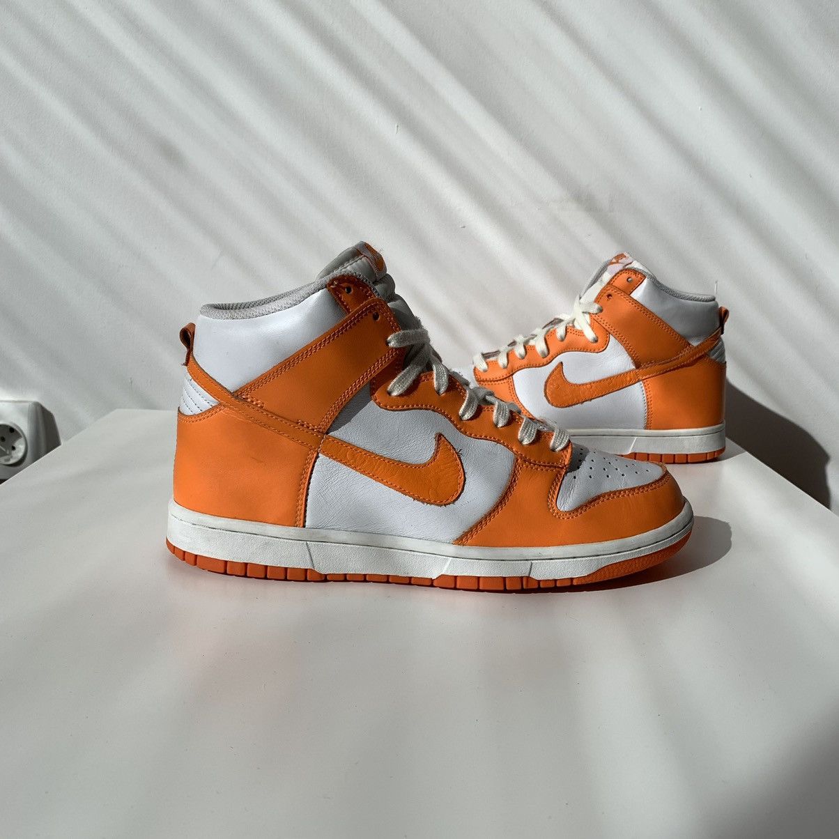 Nike 2010 Nike Dunk High Ostrich Pack Mandarin Orange Size US 8.5 / EU 41-42 - 3 Thumbnail