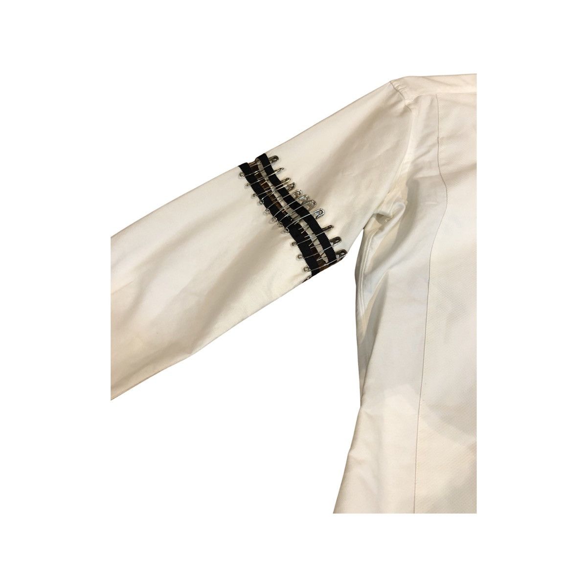 Thom Browne THOM BROWNE X JOYCE SAFETY PIN SHIRT Size US XS / EU 42 / 0 - 5 Thumbnail