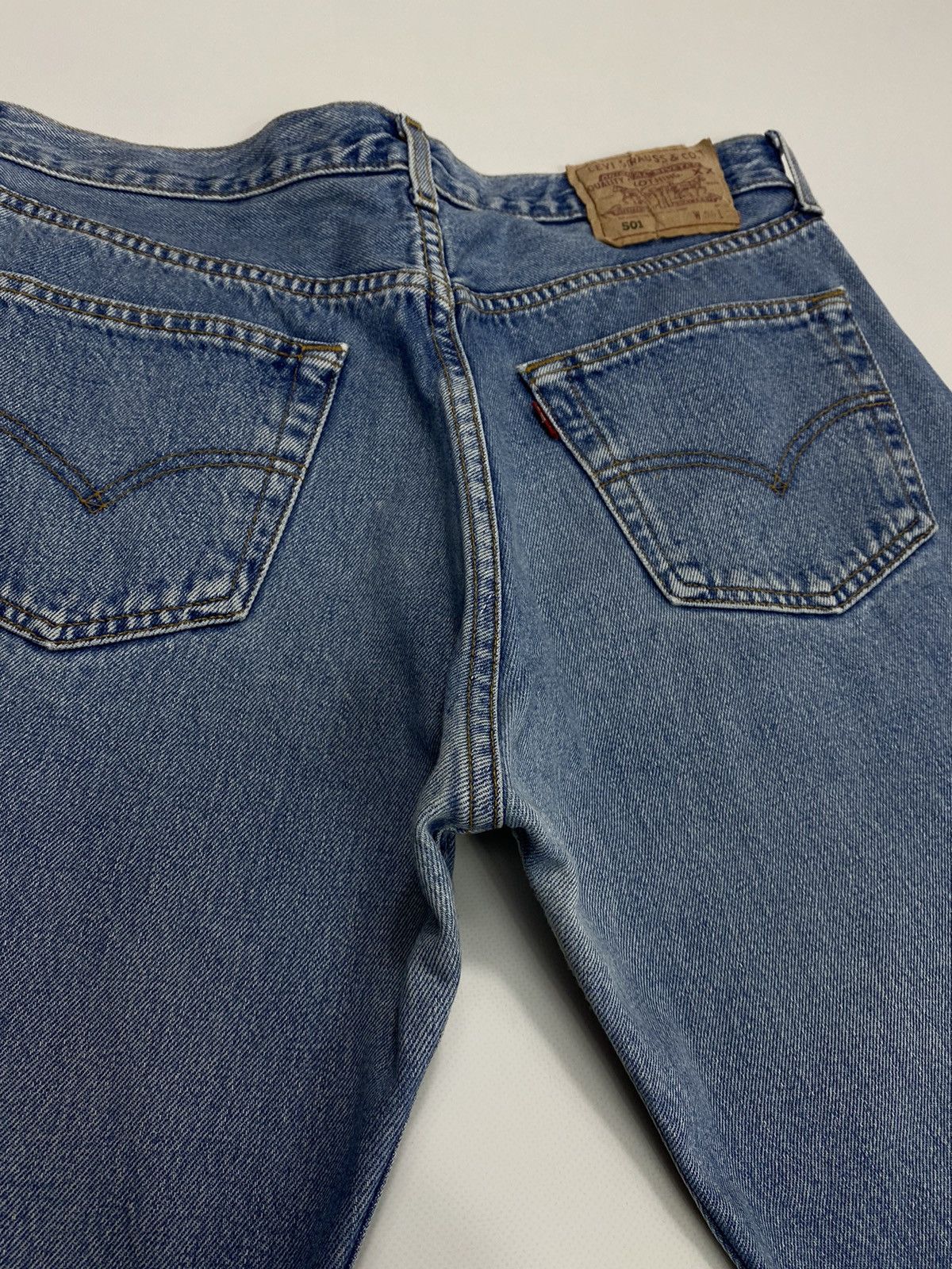 Levi's 🔥LASTDROP🔥 Stonewashed Light Blue Denim Jeans 501 Size US 31 - 5 Thumbnail