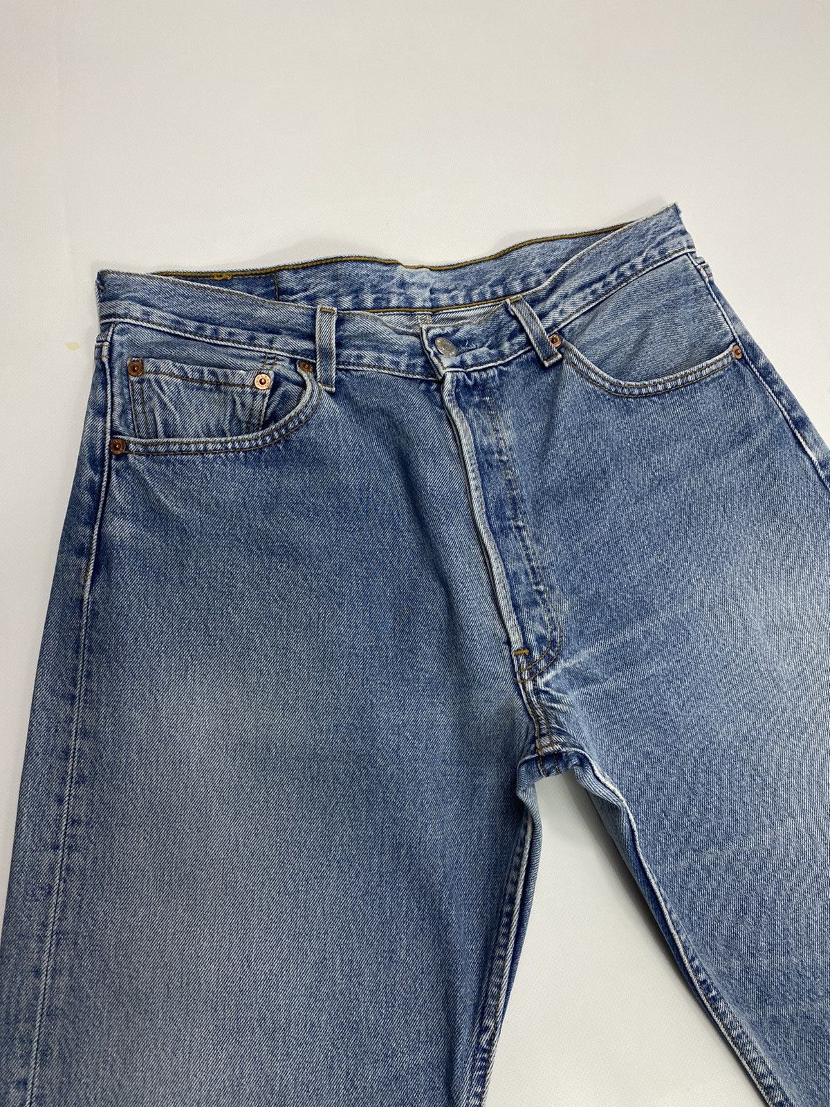 Levi's 🔥LASTDROP🔥 Stonewashed Light Blue Denim Jeans 501 Size US 31 - 11 Thumbnail