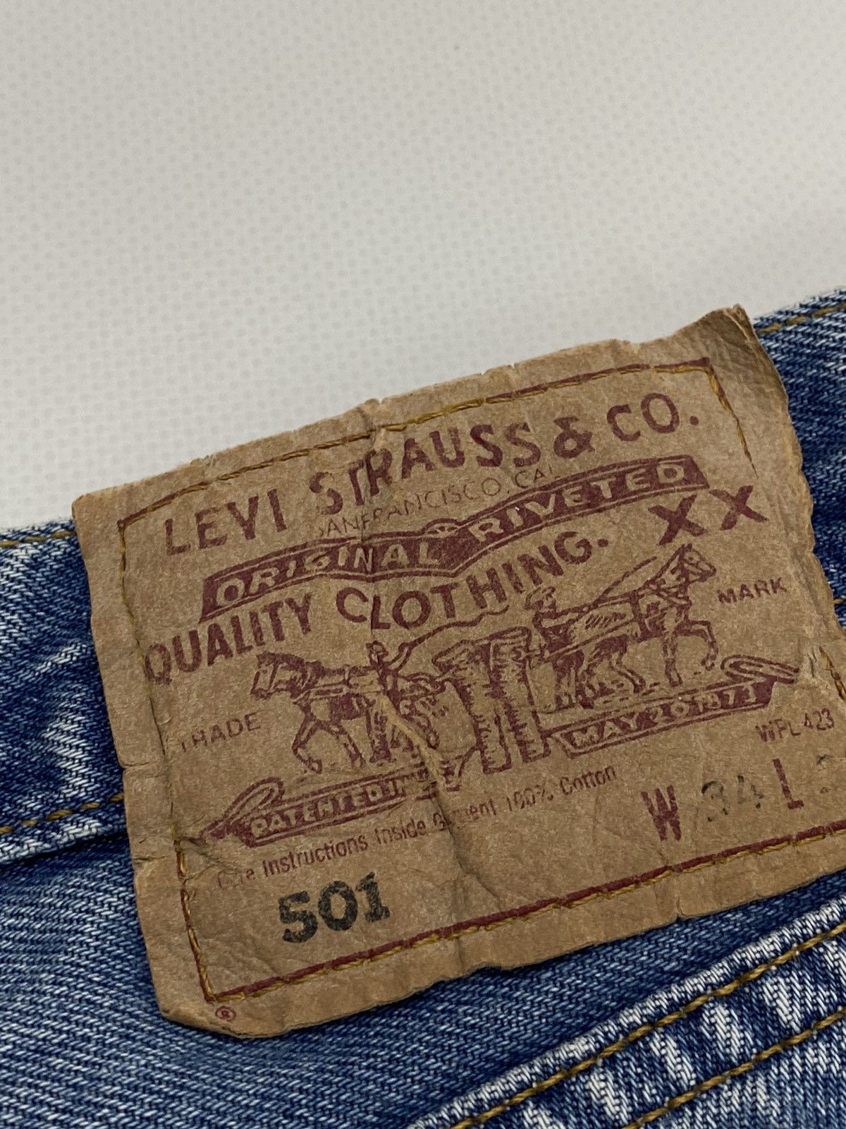 Levi's 🔥LASTDROP🔥 Stonewashed Light Blue Denim Jeans 501 Size US 31 - 8 Thumbnail