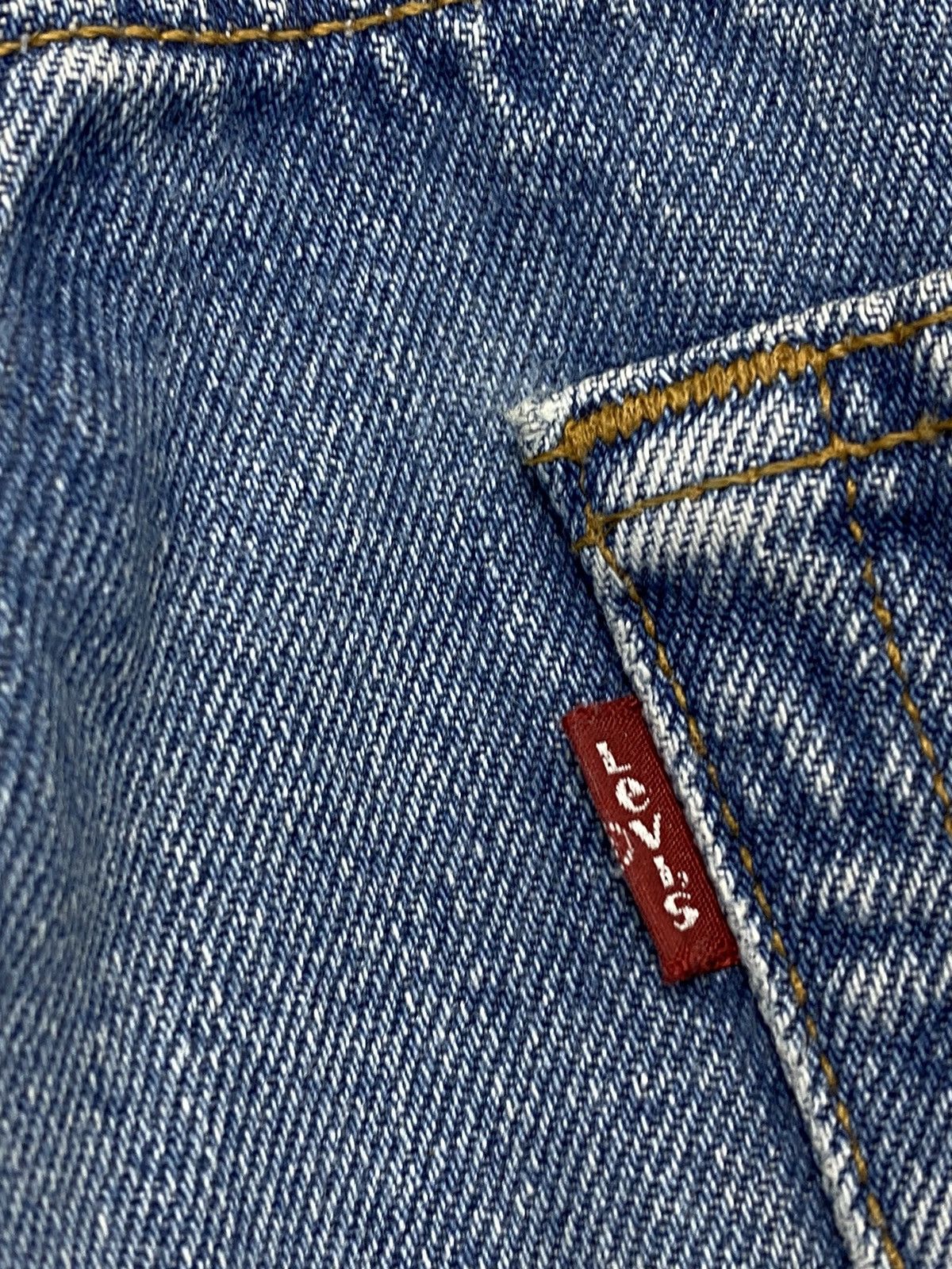 Levi's 🔥LASTDROP🔥 Stonewashed Light Blue Denim Jeans 501 Size US 31 - 7 Thumbnail