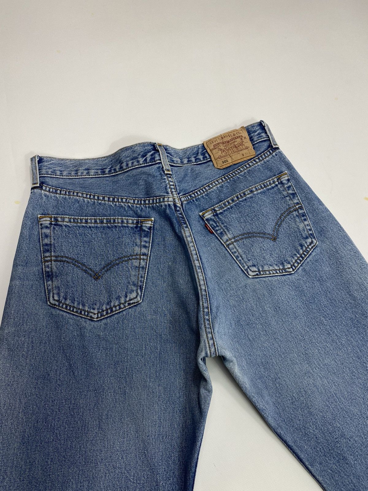 Levi's 🔥LASTDROP🔥 Stonewashed Light Blue Denim Jeans 501 Size US 31 - 6 Thumbnail
