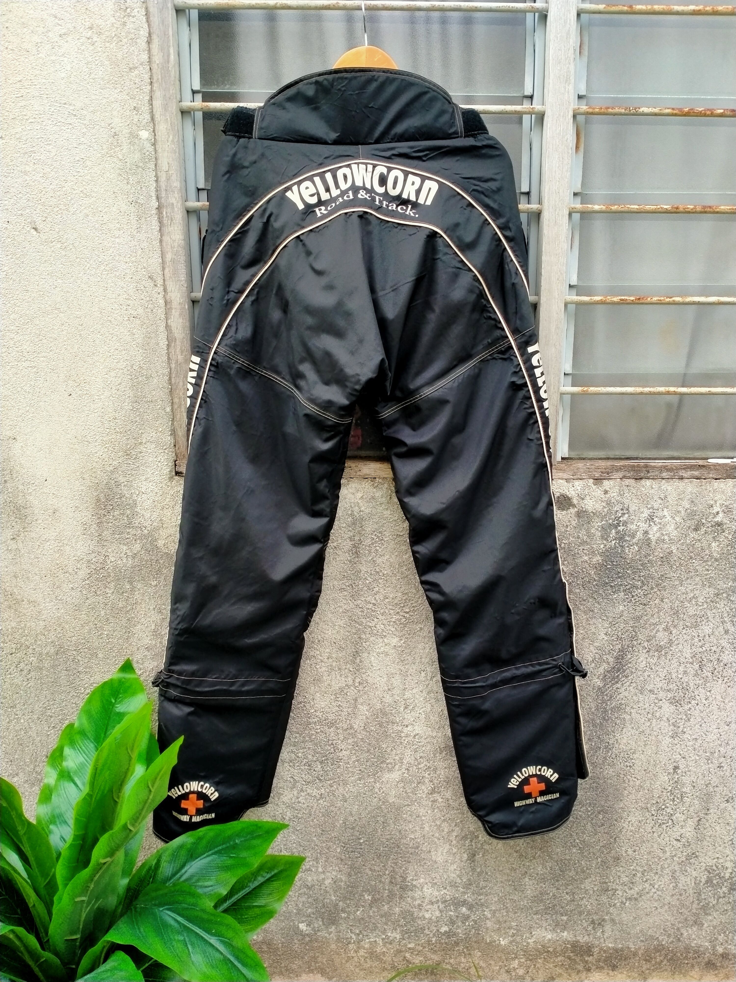 image of Sports Specialties Yellow Corn Overpants Waterproof / Cold Protection in Black, Men's (Size 32)
