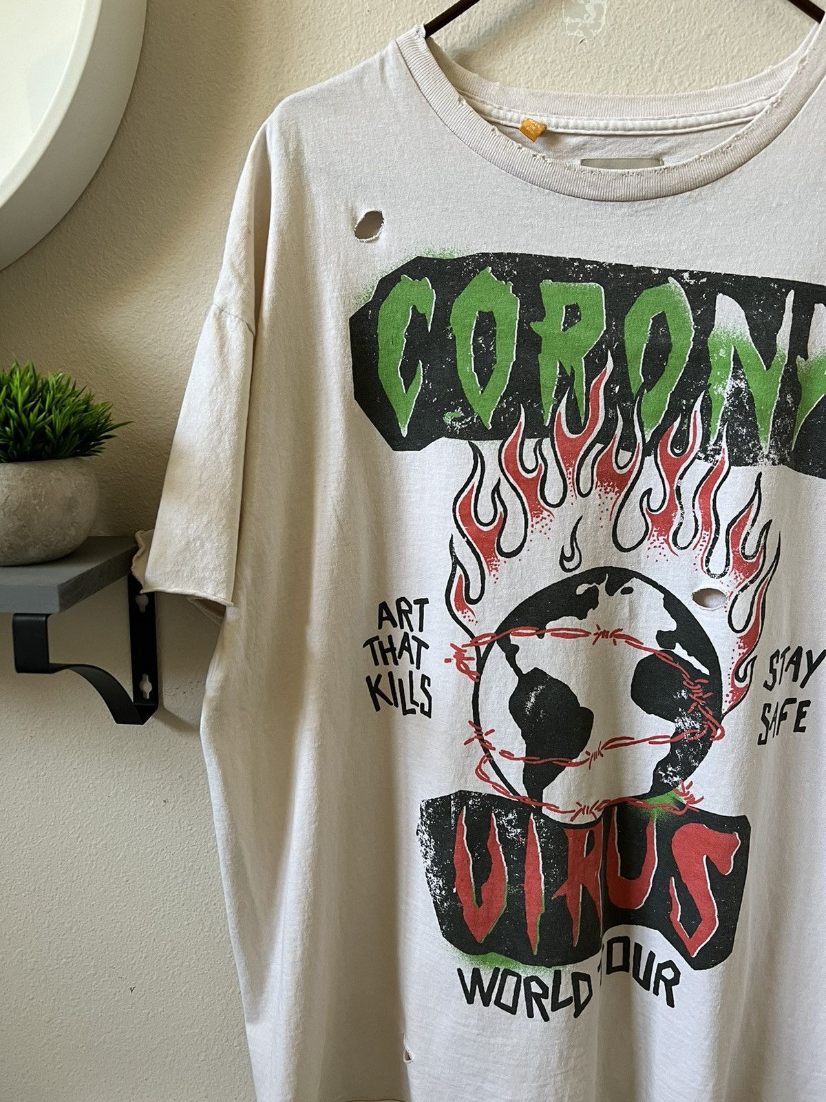 Gallery Dept. Gallery Dept Coronavirus World Tour T-shirt Size US XL / EU 56 / 4 - 5 Thumbnail