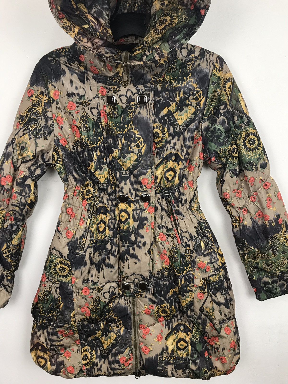 Japanese Brand Colorful Art Soak Raincoats Hoodie Cute Parka Luxury Style Size XS / US 0-2 / IT 36-38 - 7 Thumbnail