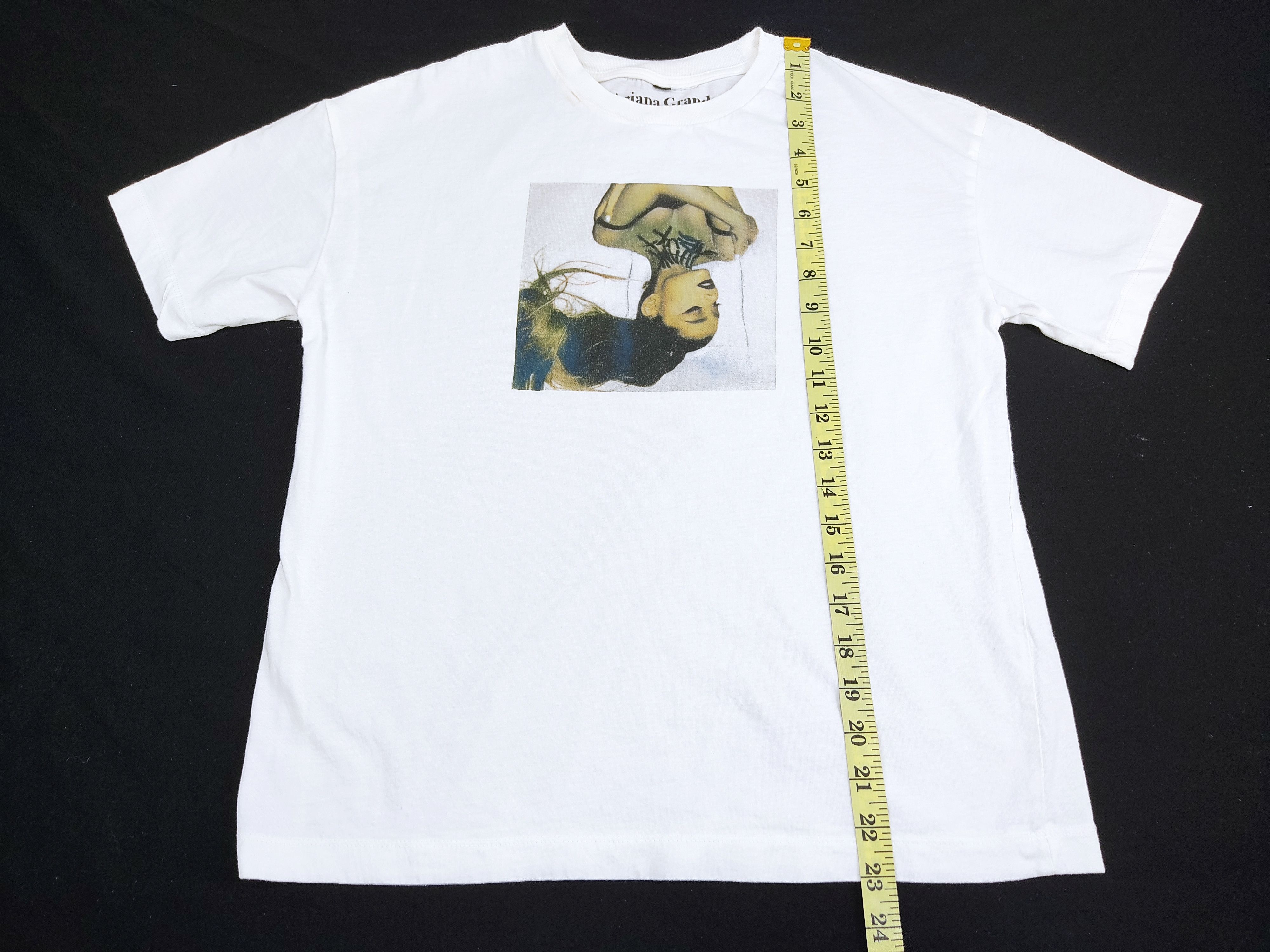 Band Tees Ariana Grande American Singer 2019 Grand tour Tee Size S / US 4 / IT 40 - 7 Thumbnail