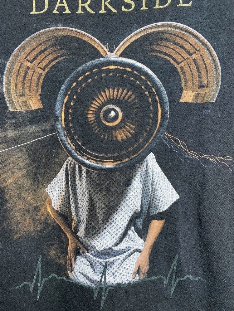 Band Tees Vintage The Dark Side of the Moon by Pink Floyd t-shirt Size US M / EU 48-50 / 2 - 3 Thumbnail