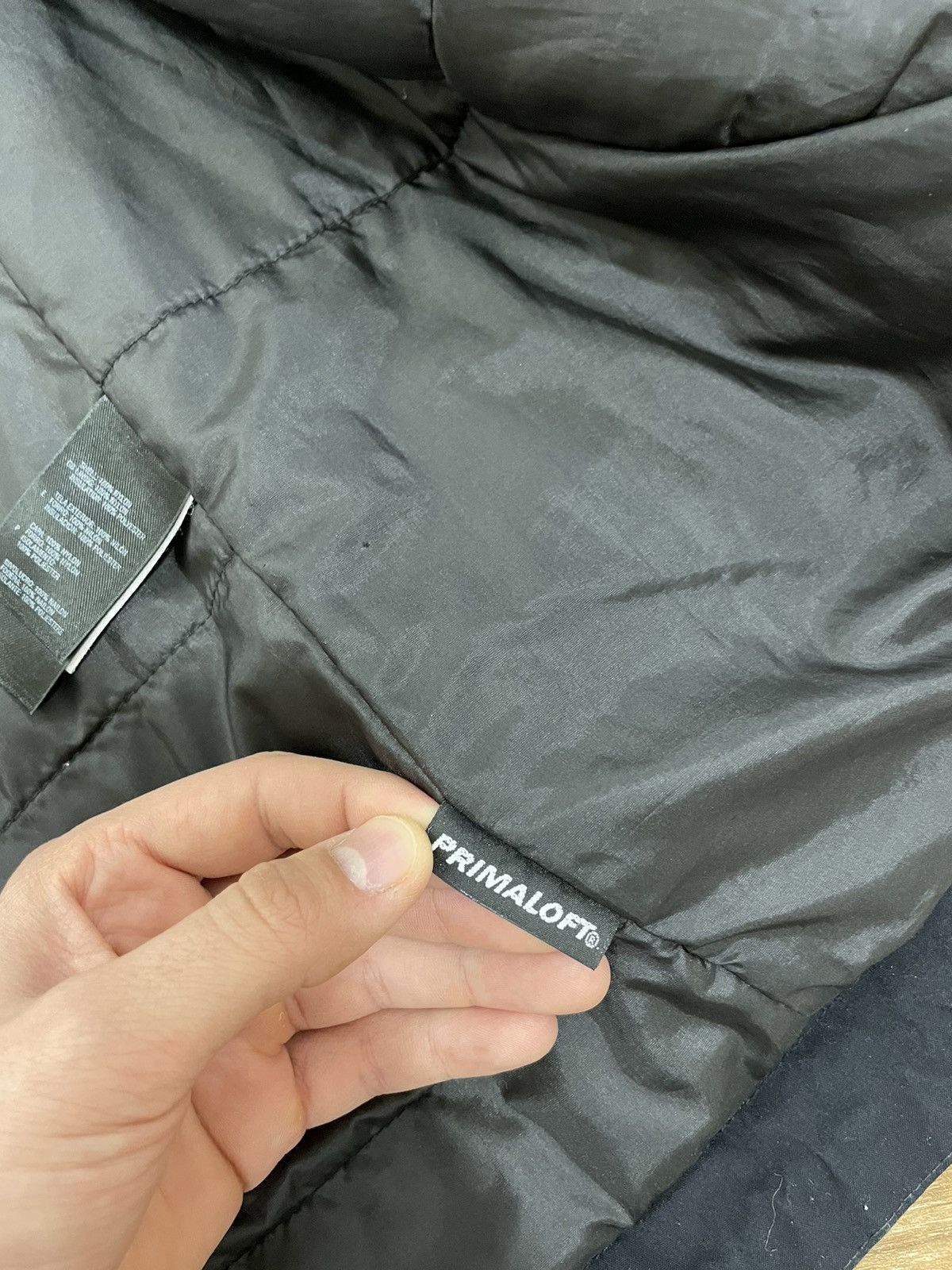 The North Face × Vintage Vintage The North Face Black Primaloft Summit Series Jacket Size M / US 6-8 / IT 42-44 - 14 Thumbnail