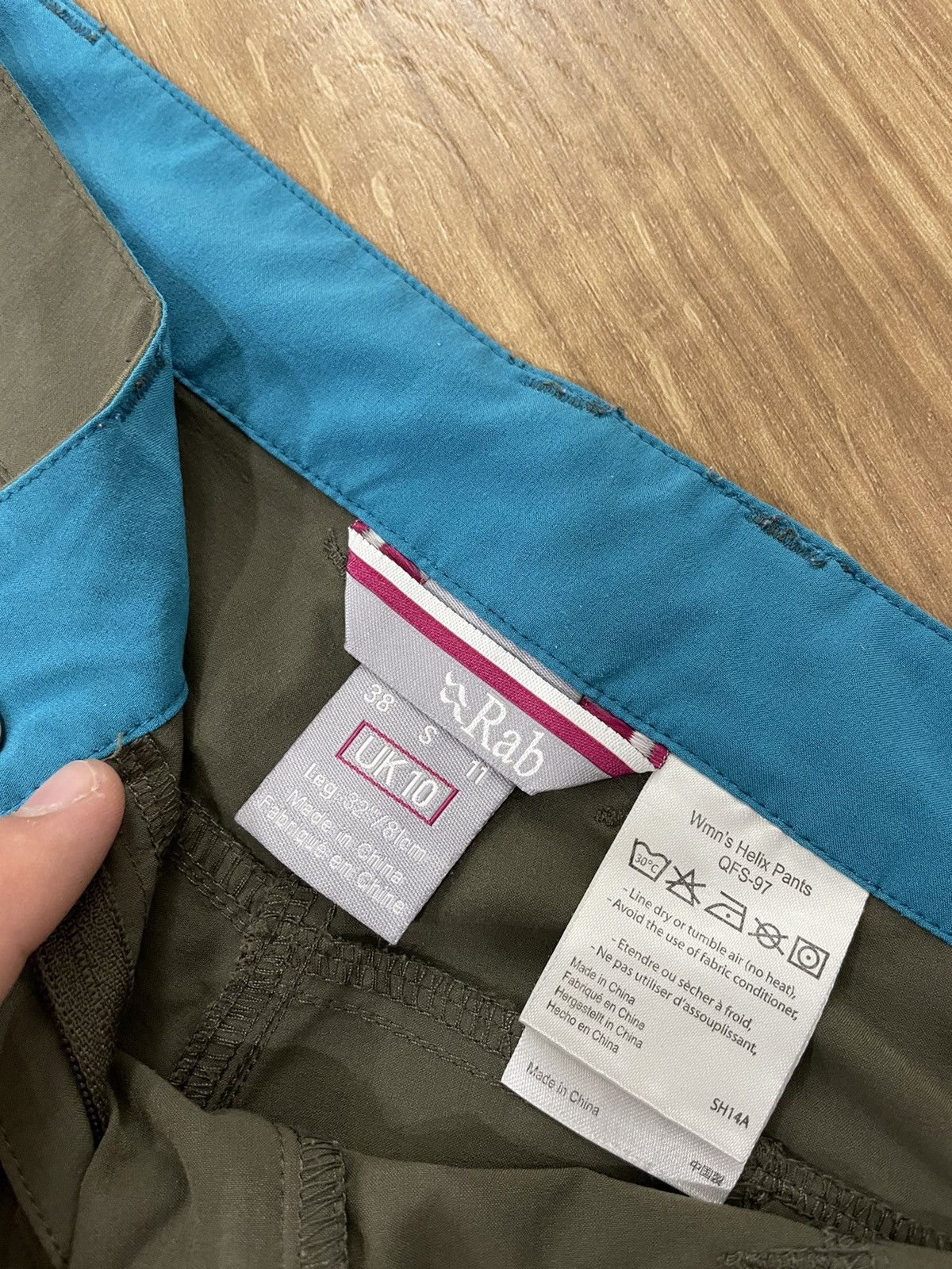 Rab × Vintage Vintage Rab Tracking Outdoor Cargo Pants Joggers Size 28" / US 6 / IT 42 - 7 Thumbnail
