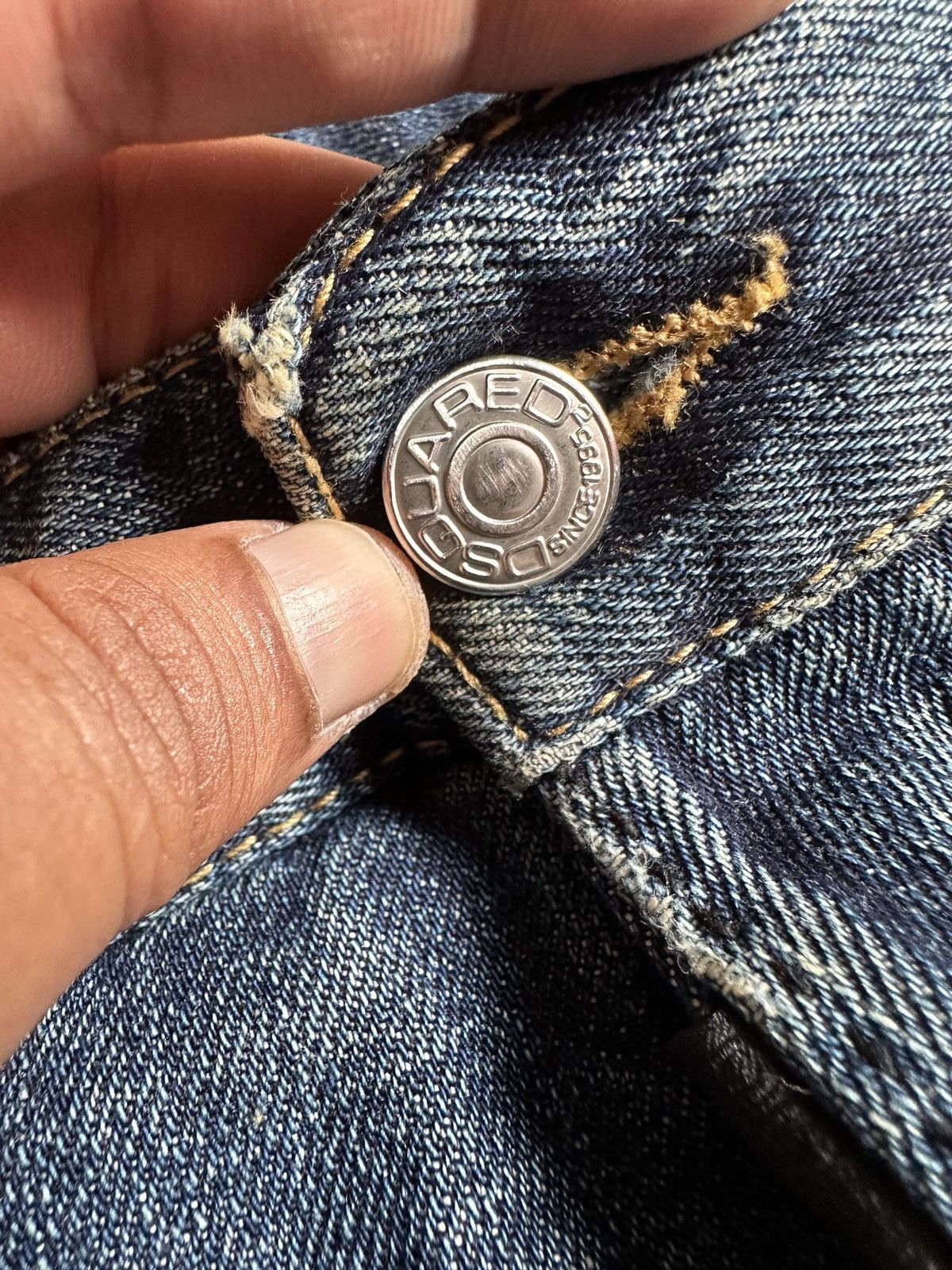 Dsquared2 Dsquared2 Giant Jeff super size sex jeans Size US 35 - 17 Thumbnail