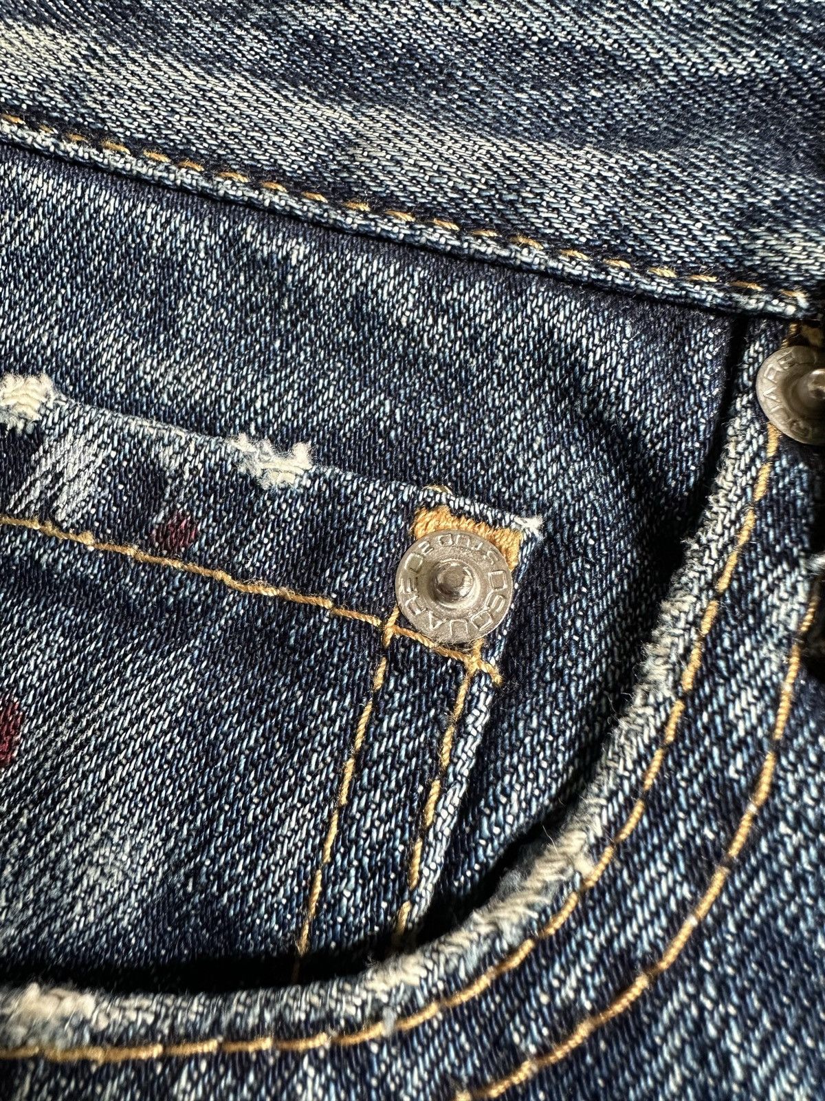 Dsquared2 Dsquared2 Giant Jeff super size sex jeans Size US 35 - 20 Thumbnail