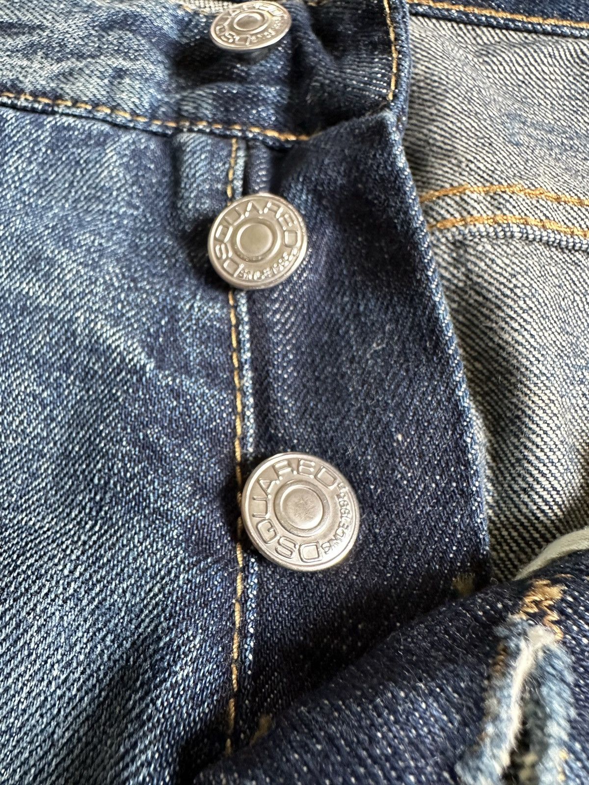 Dsquared2 Dsquared2 Giant Jeff super size sex jeans Size US 35 - 19 Thumbnail
