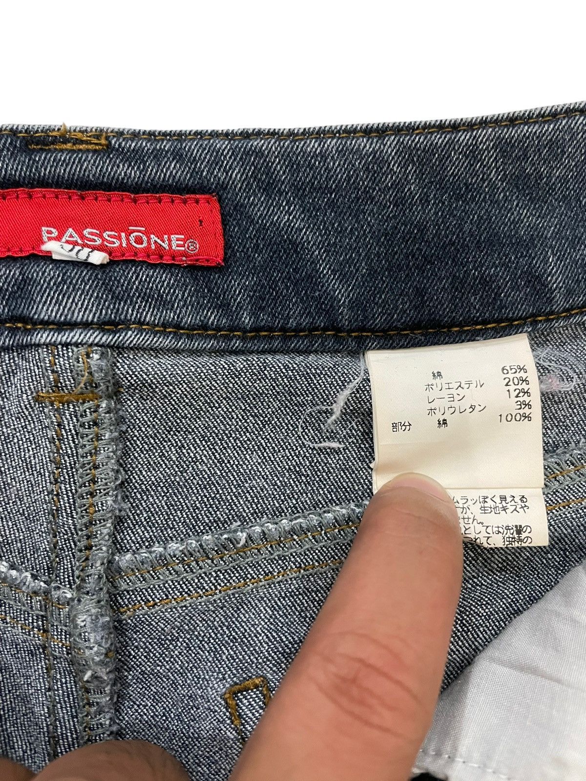 Japanese Brand Vintage Passione Flared / Bootcut Embroidered Flower Design Size 26" / US 2 / IT 38 - 11 Thumbnail