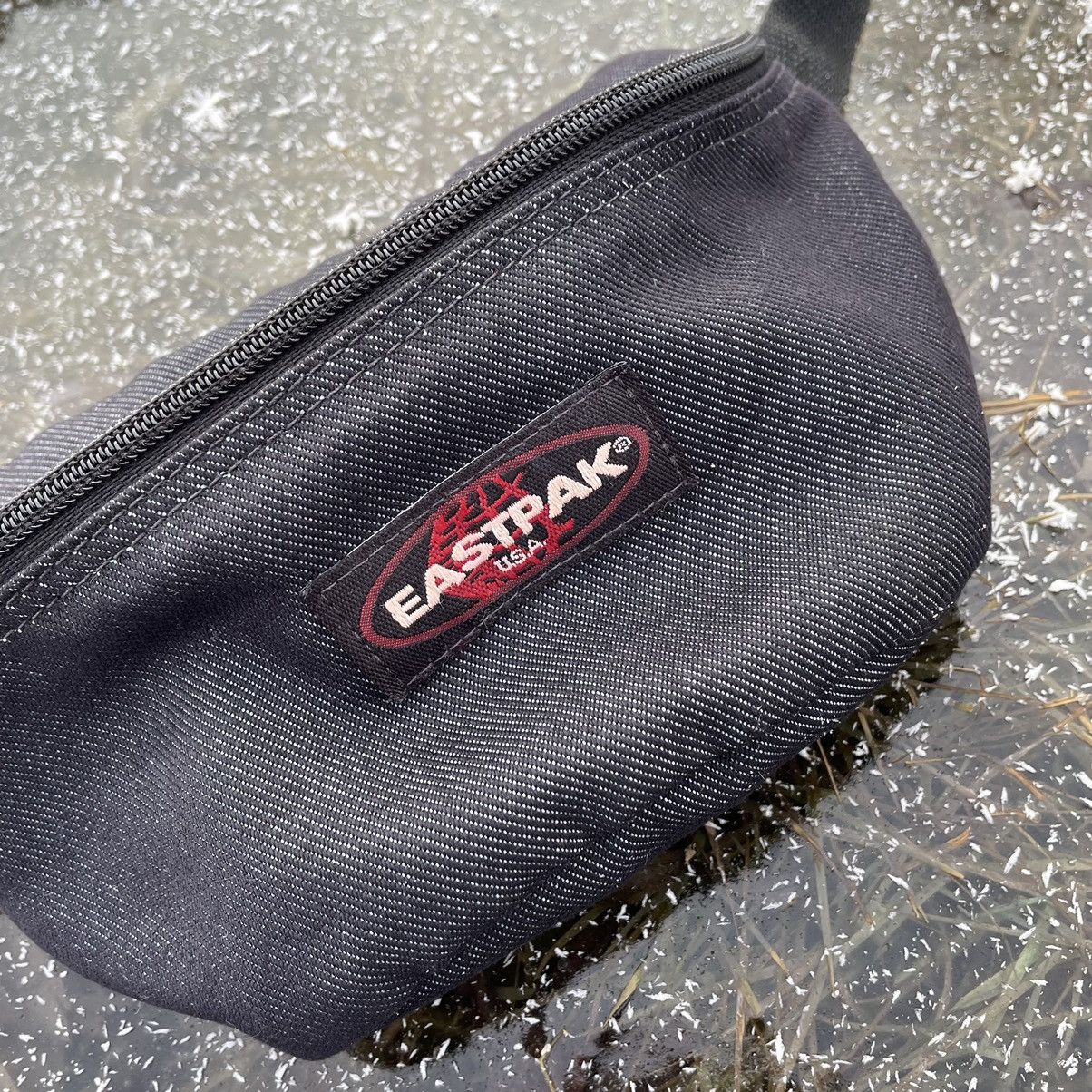 Eastpak × Vintage Vintage Eastpak Cossbody Waist Bag Messenger Y2K One size Size ONE SIZE - 2 Thumbnail