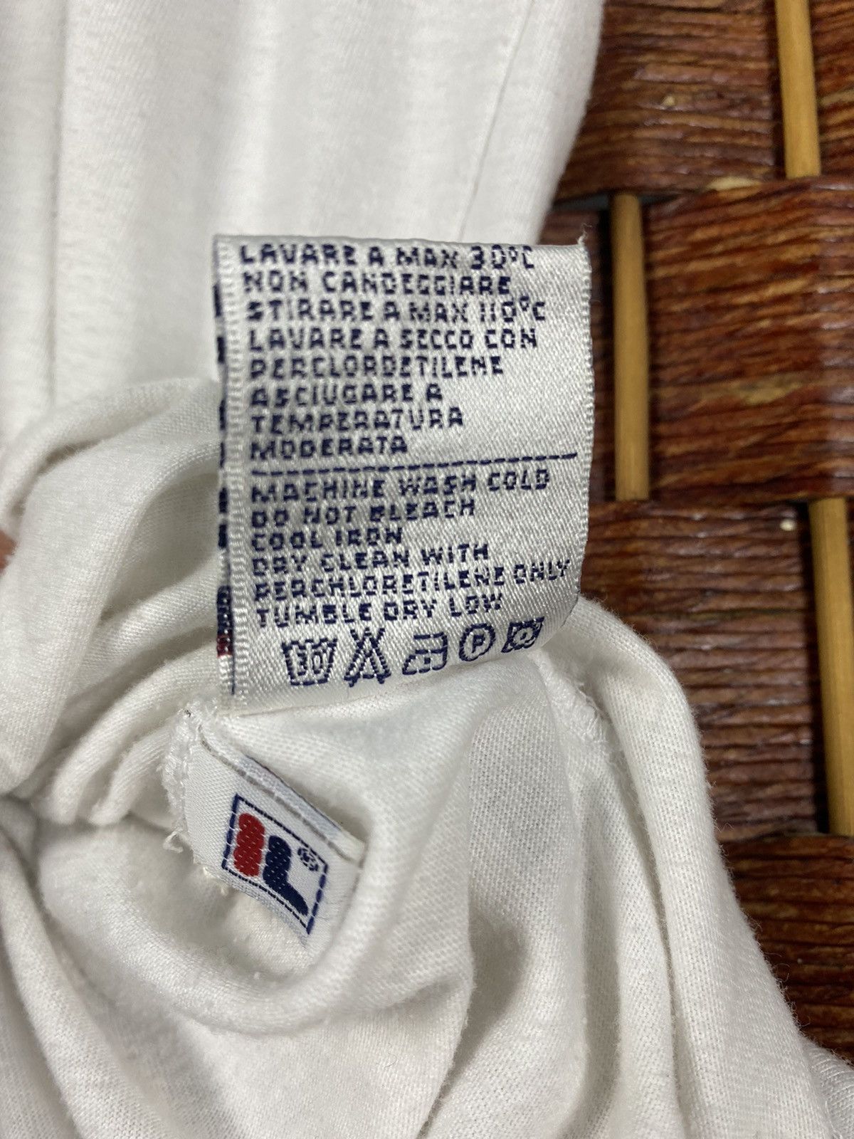 Fila NEED GONE 🔥 VINTAGE FILA BIG LOGO TEE T SHIRT Size US M / EU 48-50 / 2 - 6 Thumbnail