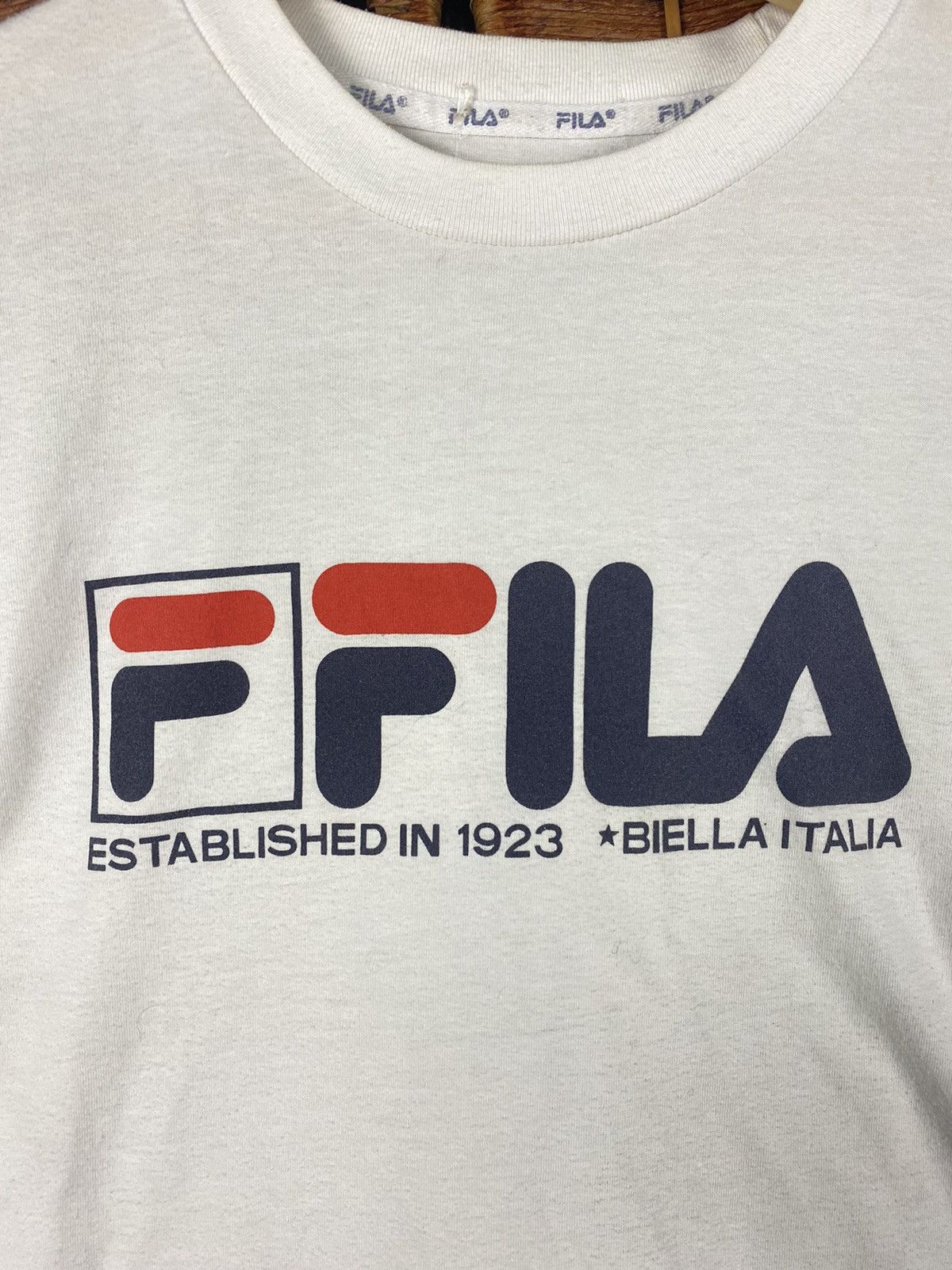 Fila NEED GONE 🔥 VINTAGE FILA BIG LOGO TEE T SHIRT Size US M / EU 48-50 / 2 - 2 Thumbnail