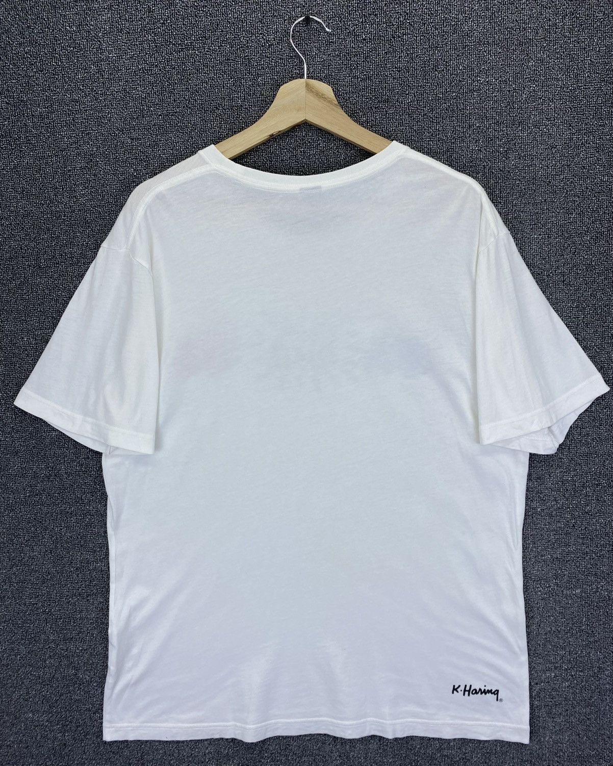 Keith Haring Vintage Keith Haring x Uniqlo Big Printed Tee T Shirts Size US XL / EU 56 / 4 - 7 Thumbnail