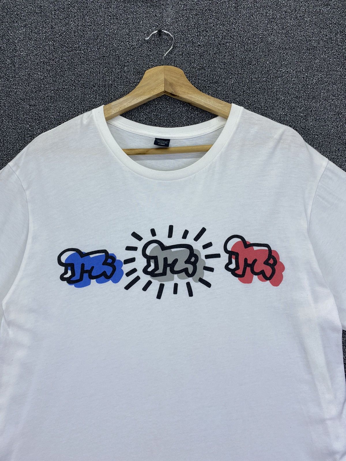 Keith Haring Vintage Keith Haring x Uniqlo Big Printed Tee T Shirts Size US XL / EU 56 / 4 - 3 Thumbnail