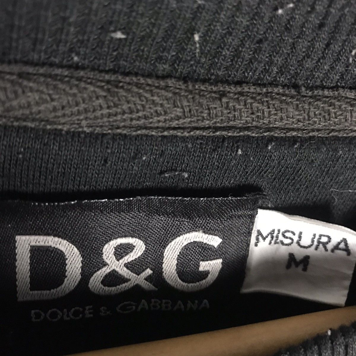 Dolce & Gabbana Vintage dolce & gabbana big embroid spell logo pullover Size US M / EU 48-50 / 2 - 4 Thumbnail