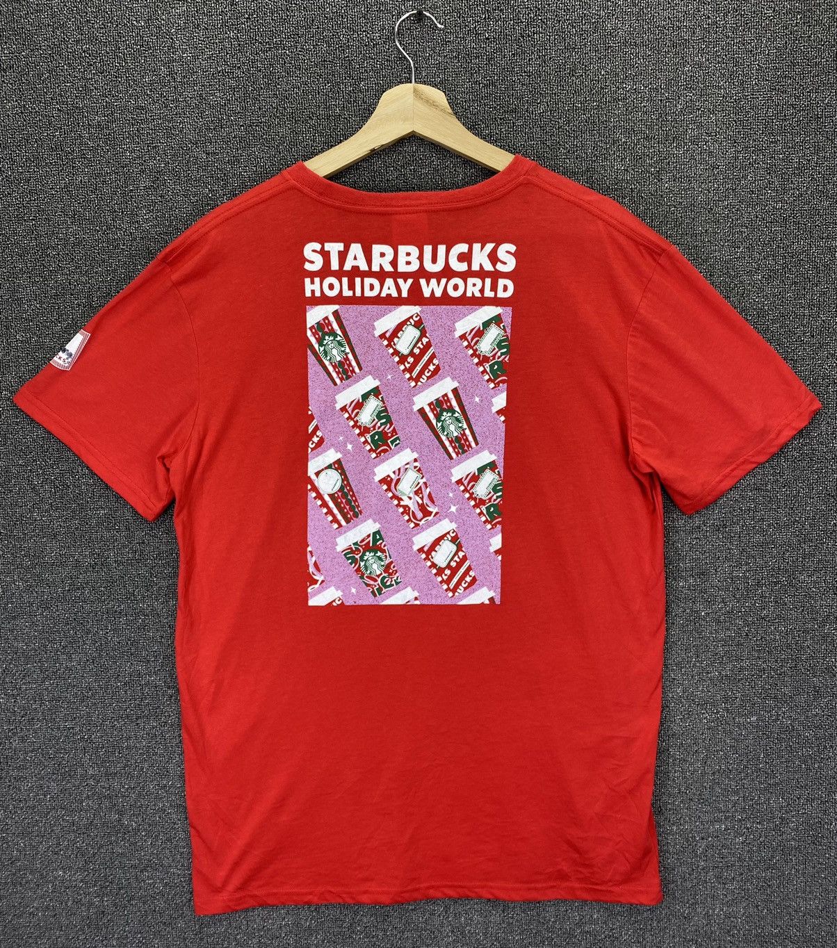 Japanese Brand Starbuck Holiday World Christmas Official Tee T Shirts Size US XL / EU 56 / 4 - 1 Thumbnail