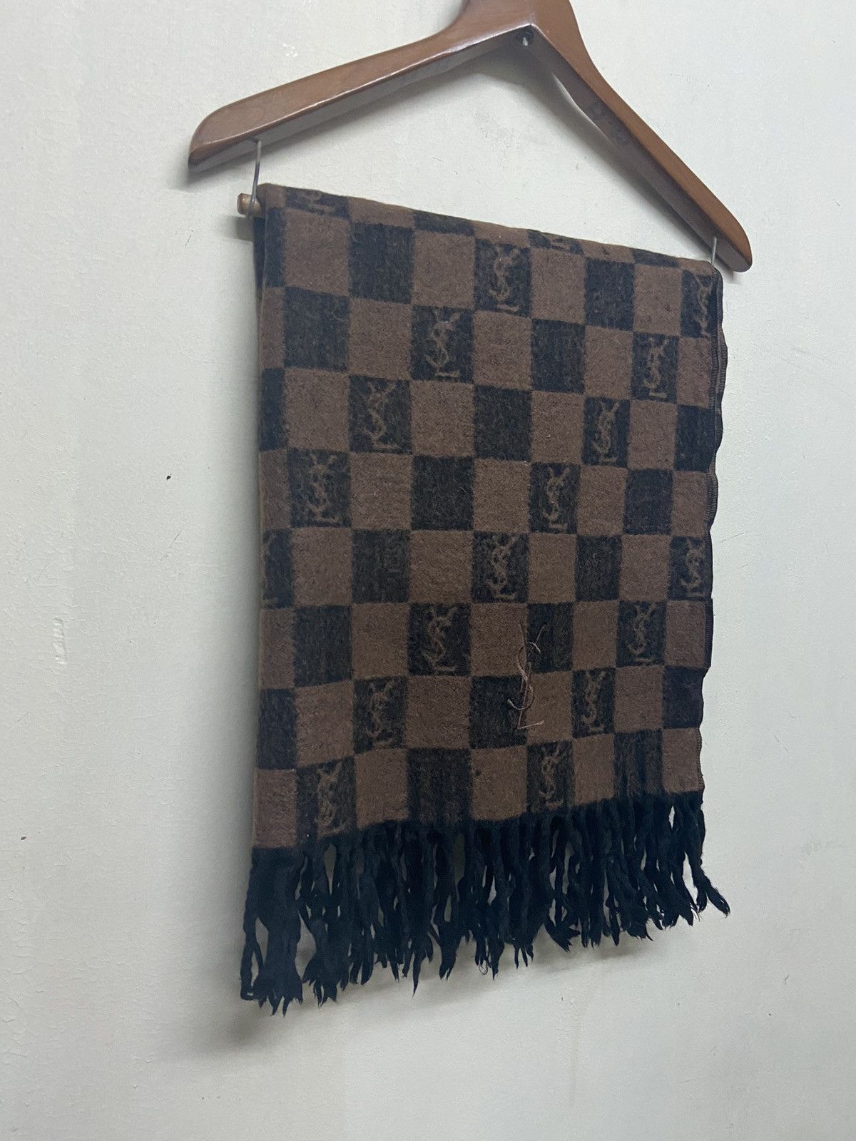 Saint Laurent Paris 🔥NEEDGONE🔥YSL Logo Saint Laurent Scarf Wool Size ONE SIZE - 3 Thumbnail