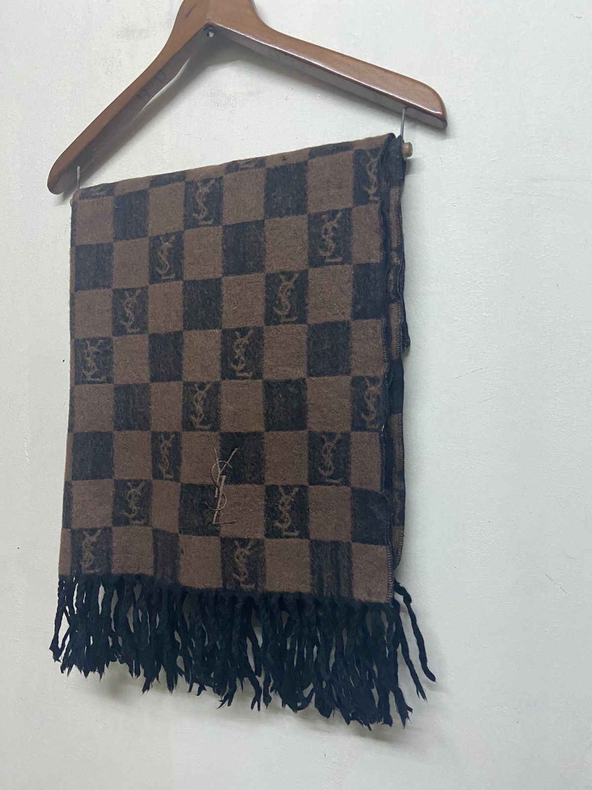Saint Laurent Paris 🔥NEEDGONE🔥YSL Logo Saint Laurent Scarf Wool Size ONE SIZE - 2 Thumbnail