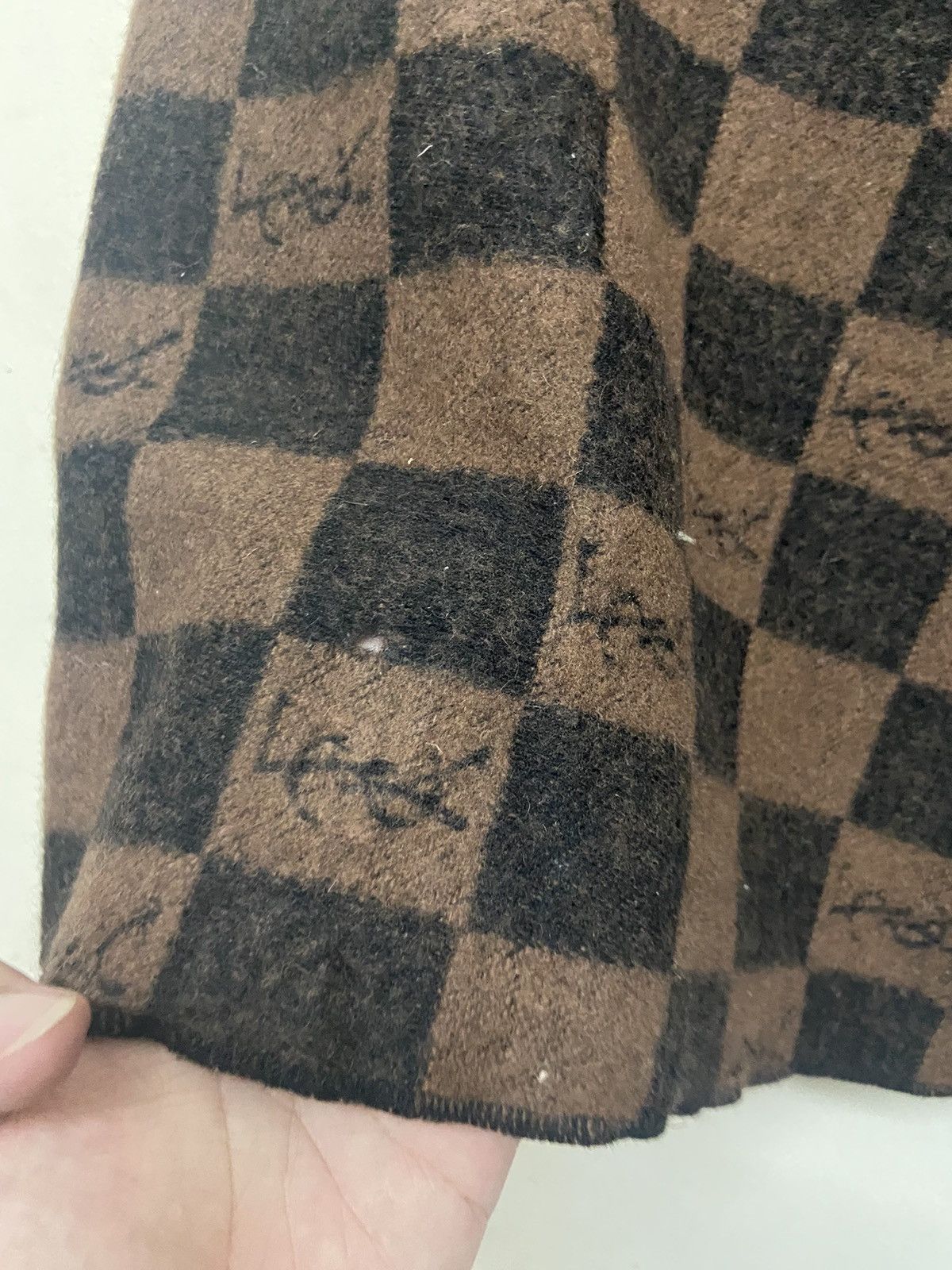 Saint Laurent Paris 🔥NEEDGONE🔥YSL Logo Saint Laurent Scarf Wool Size ONE SIZE - 9 Thumbnail