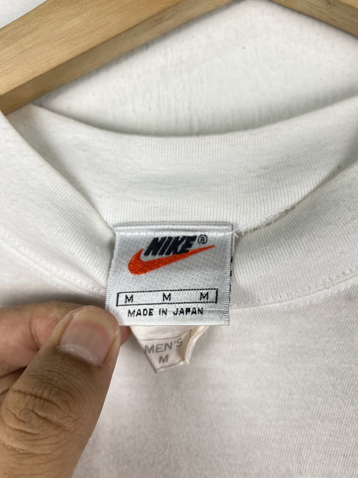 Nike OFFER 🔥 Vintage 90s Nike Grounds Crew T Shirts Tee Size US M / EU 48-50 / 2 - 6 Thumbnail