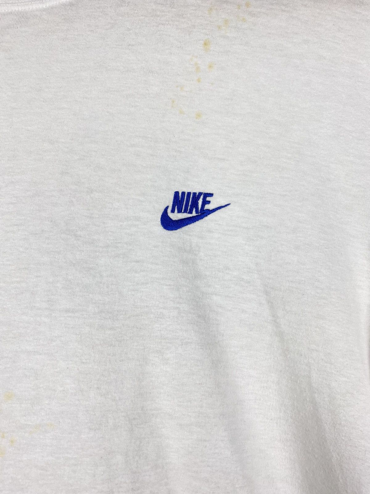Nike OFFER 🔥 Vintage 90s Nike Grounds Crew T Shirts Tee Size US M / EU 48-50 / 2 - 5 Thumbnail