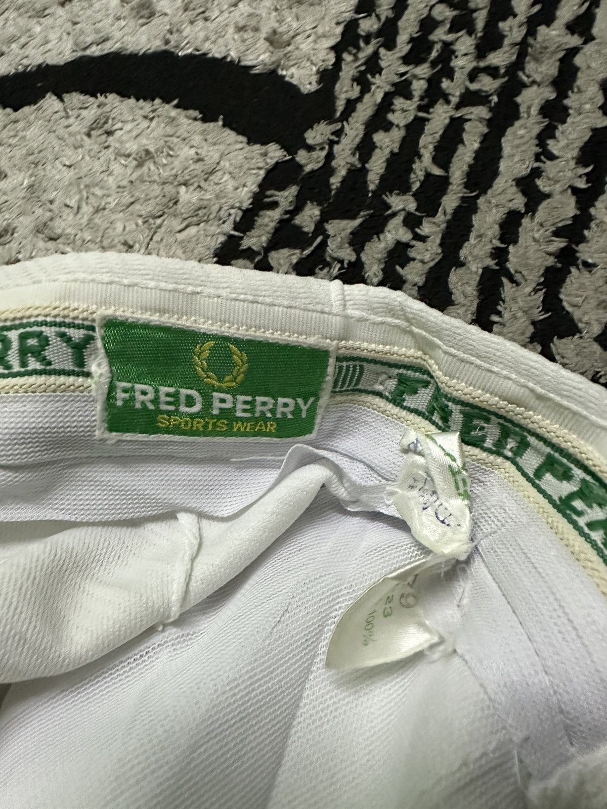Fred Perry × Vintage Vintage Fred perry short pants Size US 30 / EU 46 - 2 Thumbnail