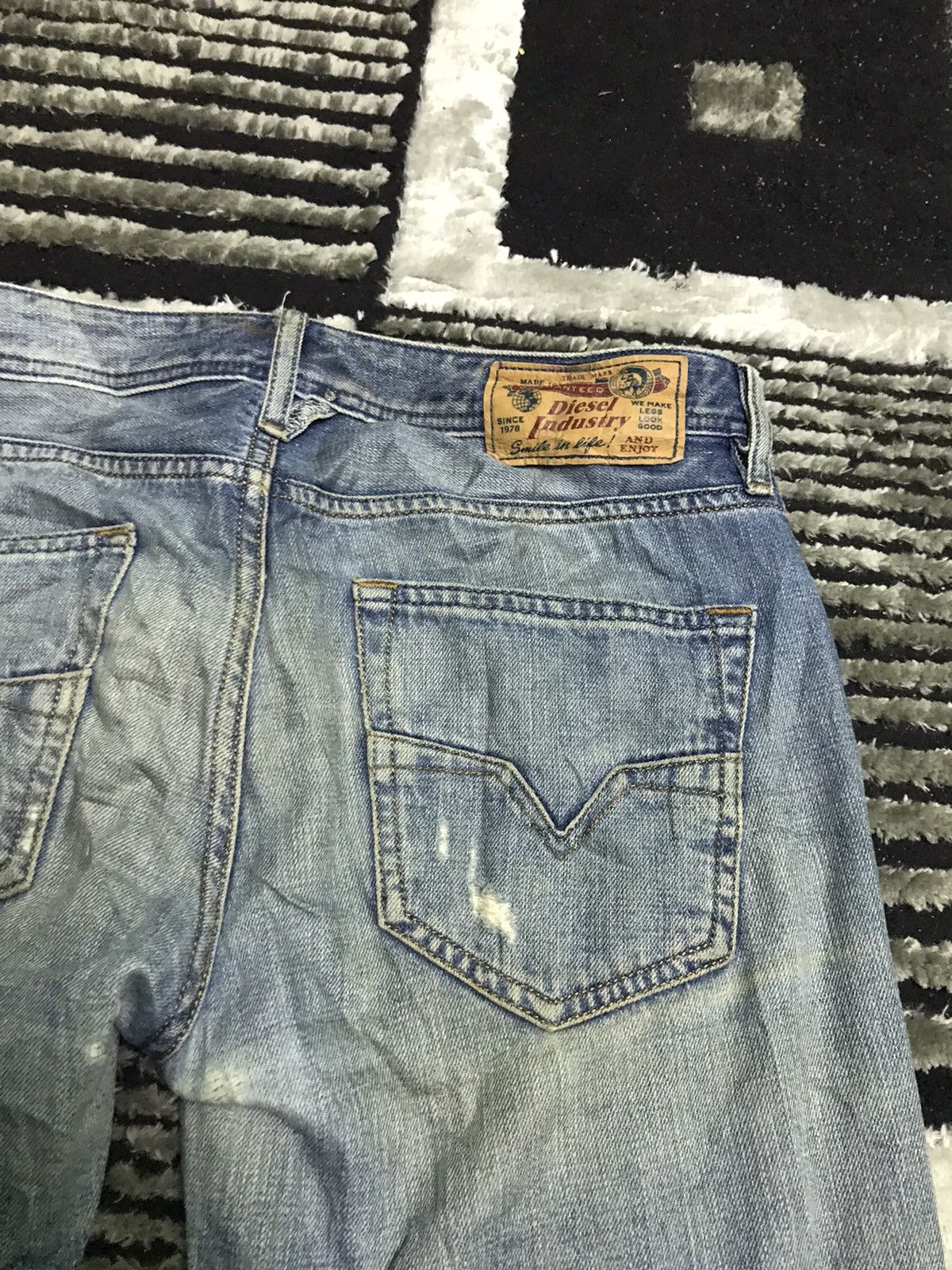 Diesel Diesel rusty wash distressed blue denim jeans Size US 32 / EU 48 - 3 Thumbnail
