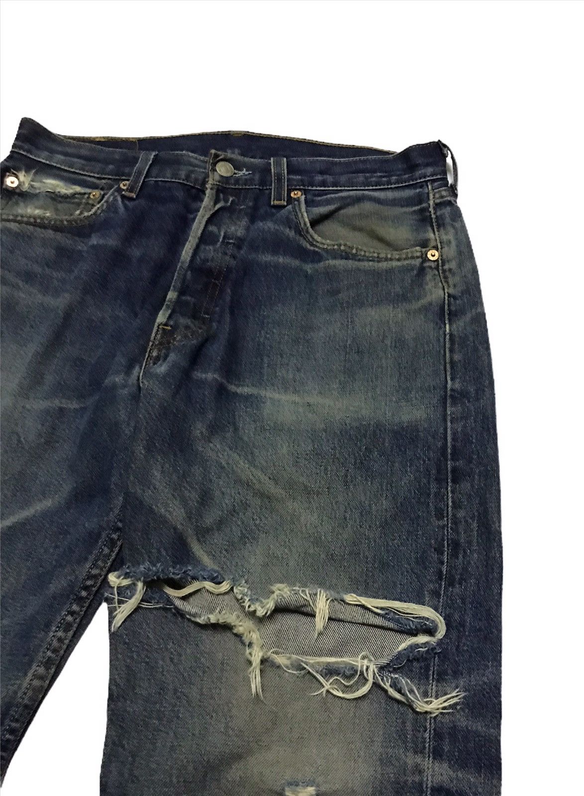 Levi's 32x30 Levi’s 501 button 552 rusty wash blue denim jeans Size US 32 / EU 48 - 2 Thumbnail