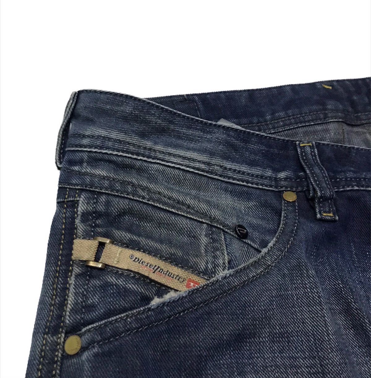 Diesel 34x30 Diesel distressed style dark blue denim jeans Size US 34 / EU 50 - 4 Thumbnail