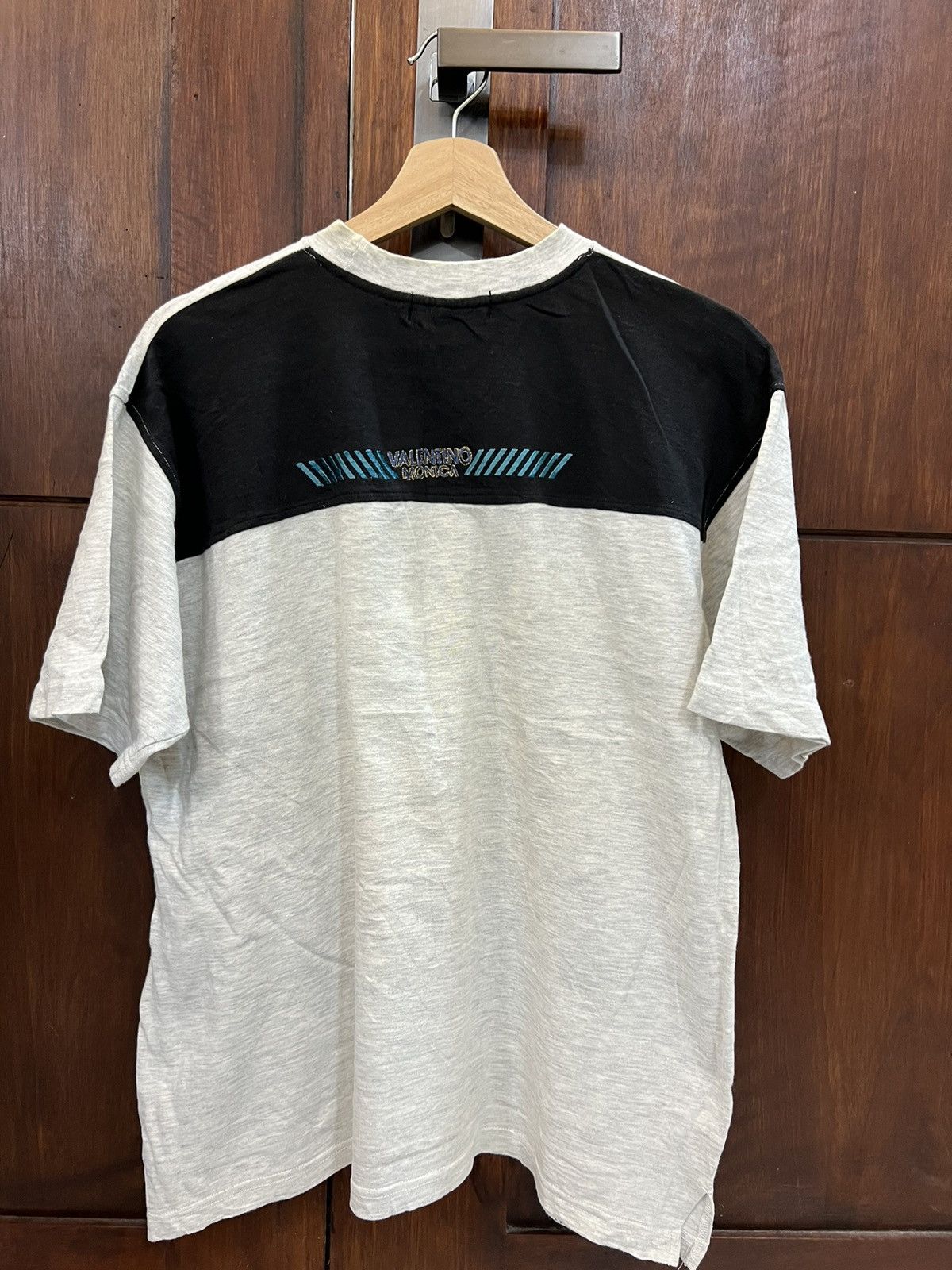 Valentino Vintage Valentino Milano Shirts Size US L / EU 52-54 / 3 - 3 Thumbnail