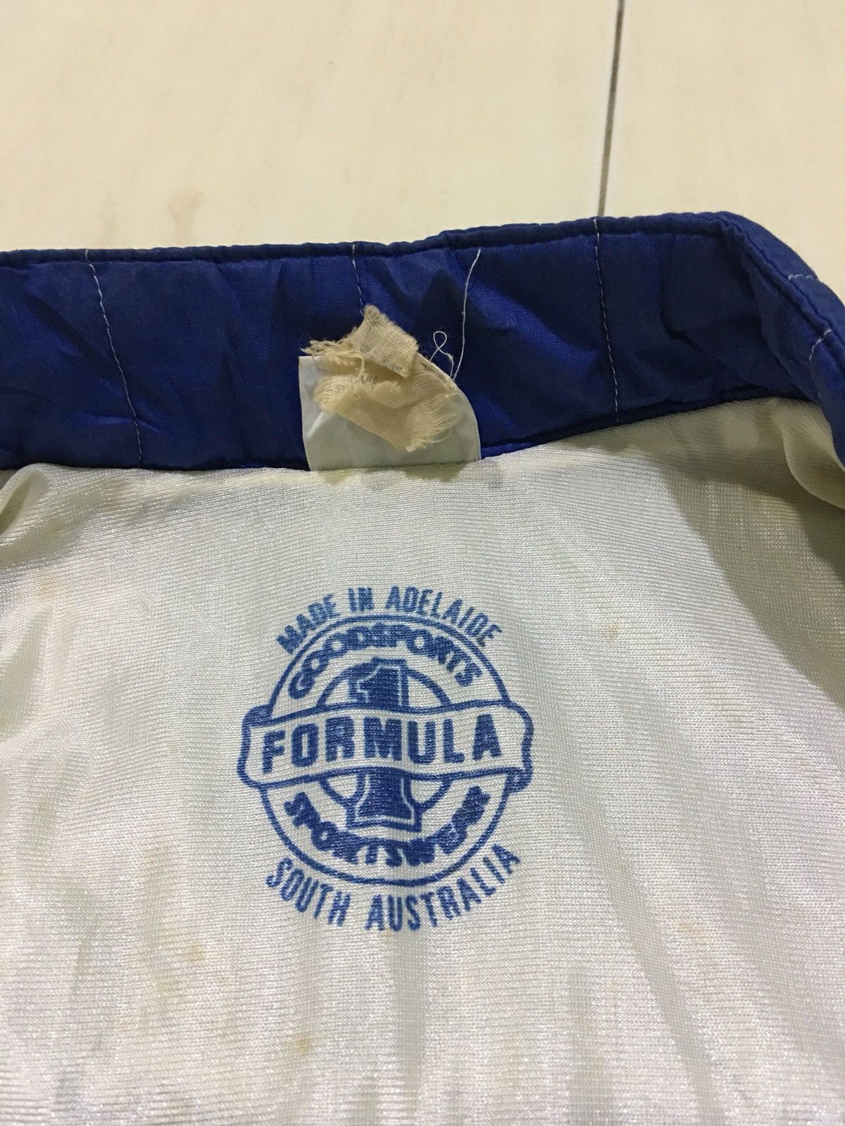 Vintage Vintage 1986 Fosters Lager Formula 1 Jacket Size US L / EU 52-54 / 3 - 5 Thumbnail