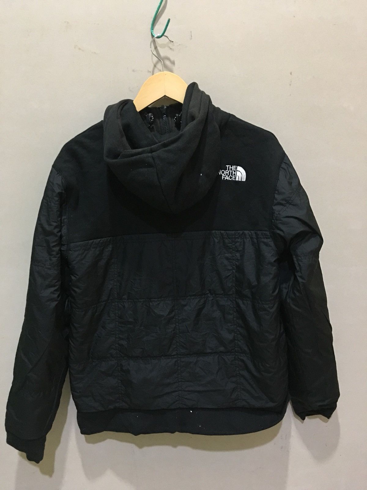 The North Face The North Face Nuptse Riversible Puffer Jacket Size US M / EU 48-50 / 2 - 5 Thumbnail