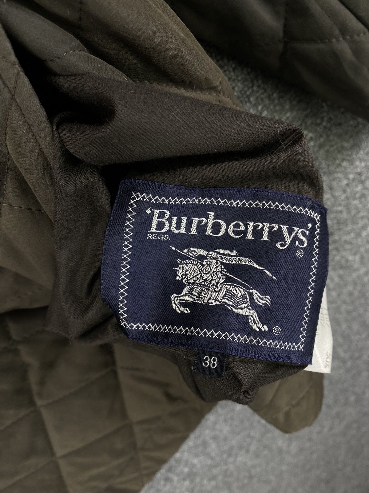 Burberry Vintage Burberry Nova Check Reversible Quilted Jacket Size XS / US 0-2 / IT 36-38 - 14 Thumbnail