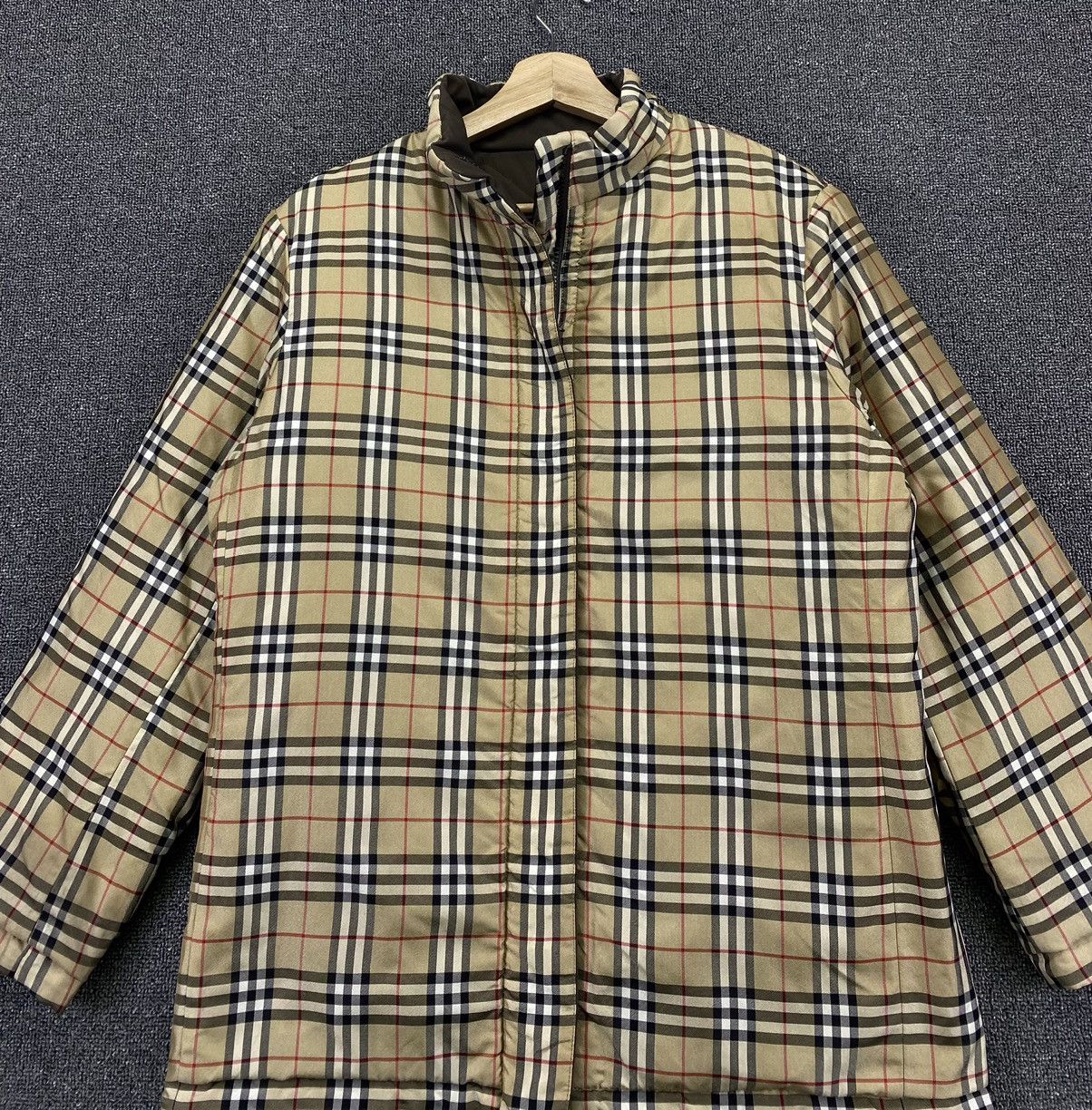 Burberry Vintage Burberry Nova Check Reversible Quilted Jacket Size XS / US 0-2 / IT 36-38 - 4 Thumbnail