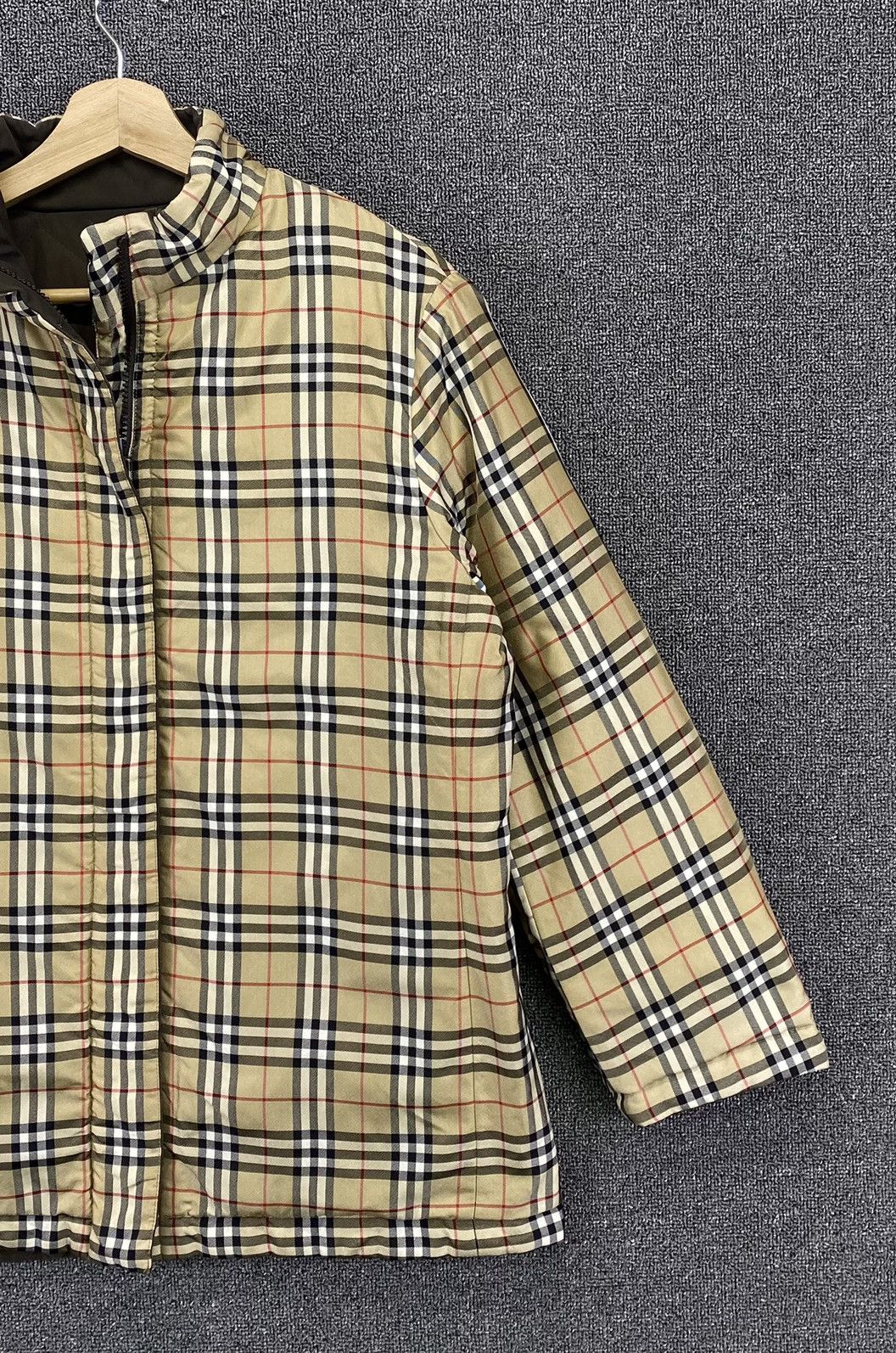 Burberry Vintage Burberry Nova Check Reversible Quilted Jacket Size XS / US 0-2 / IT 36-38 - 3 Thumbnail