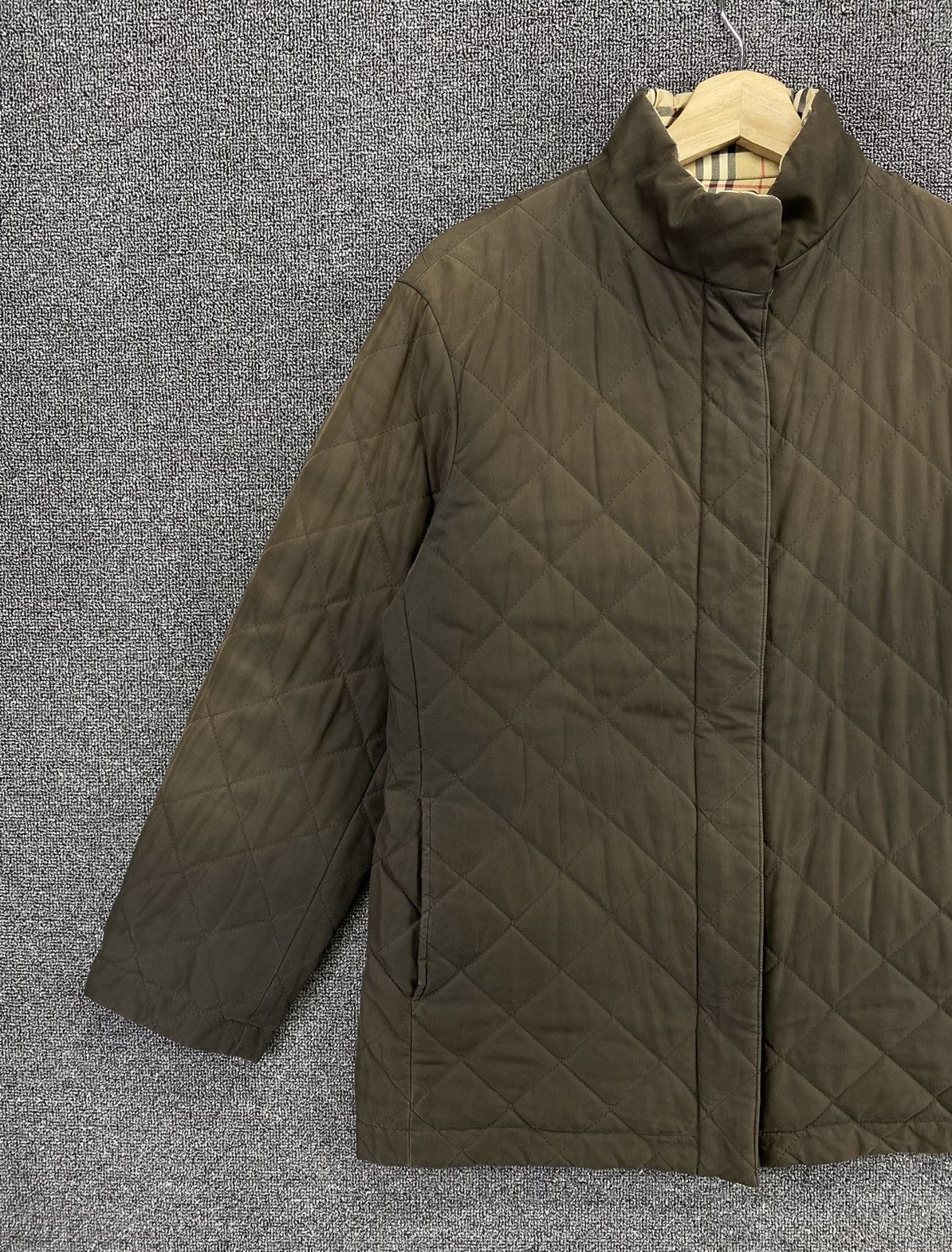 Burberry Vintage Burberry Nova Check Reversible Quilted Jacket Size XS / US 0-2 / IT 36-38 - 10 Thumbnail