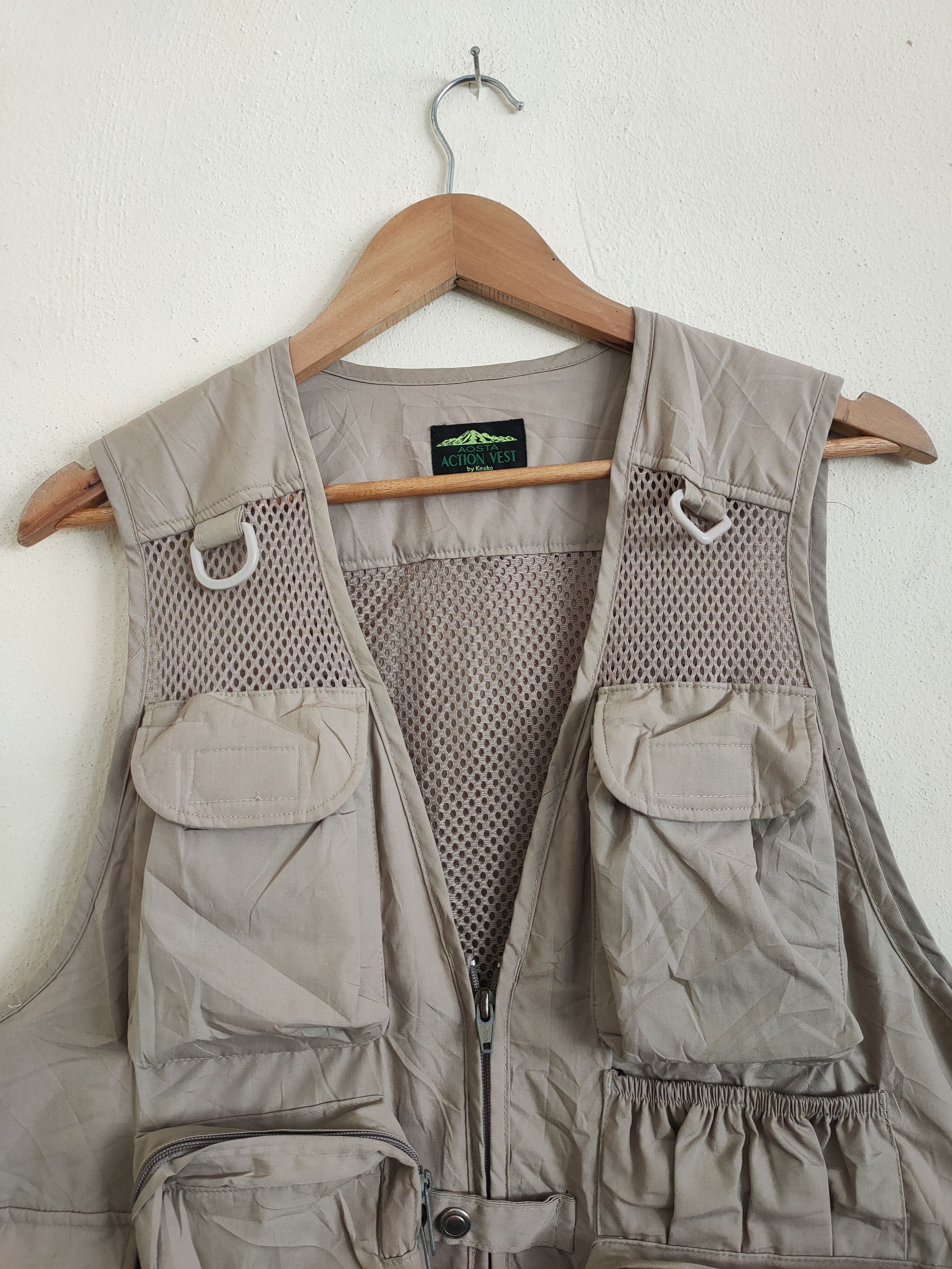 Designer × Japanese Brand × Vintage Vintage Aosta Action Vest photographer by kenko Size US M / EU 48-50 / 2 - 5 Thumbnail